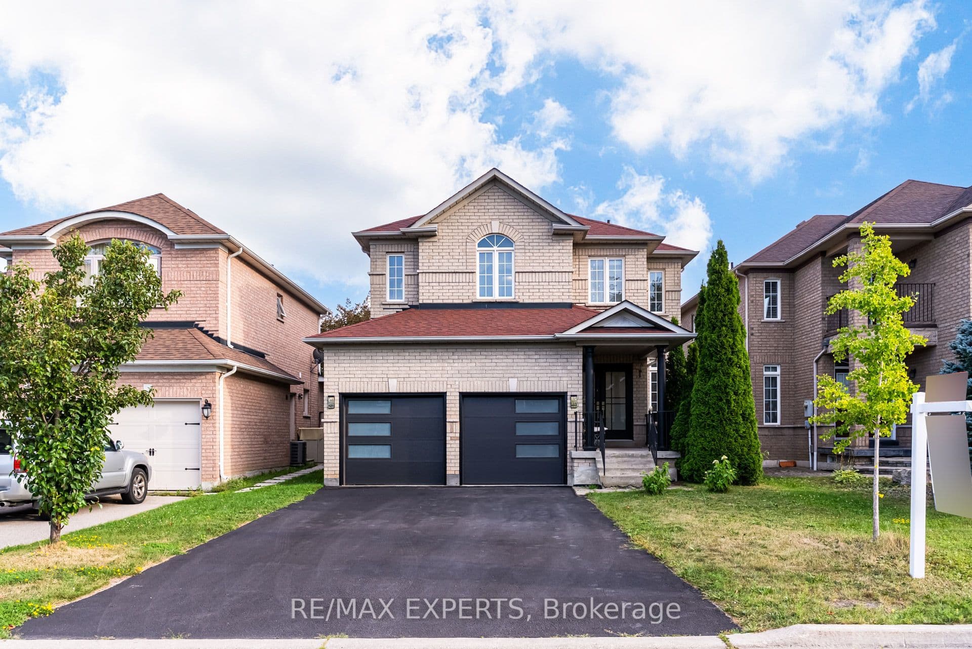 45 Naughton Drive, Richmond Hill, ON L4C 0R2