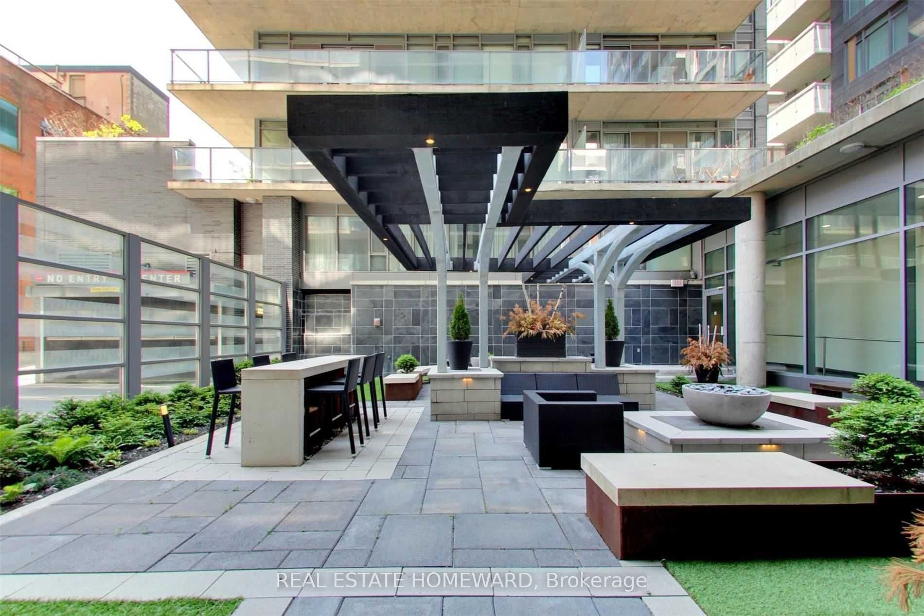 650 King Street W 512, Toronto, ON M5V 0H6