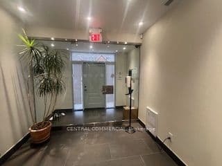 30 Wertheim Court 12-204, Richmond Hill, ON L4B 1B9