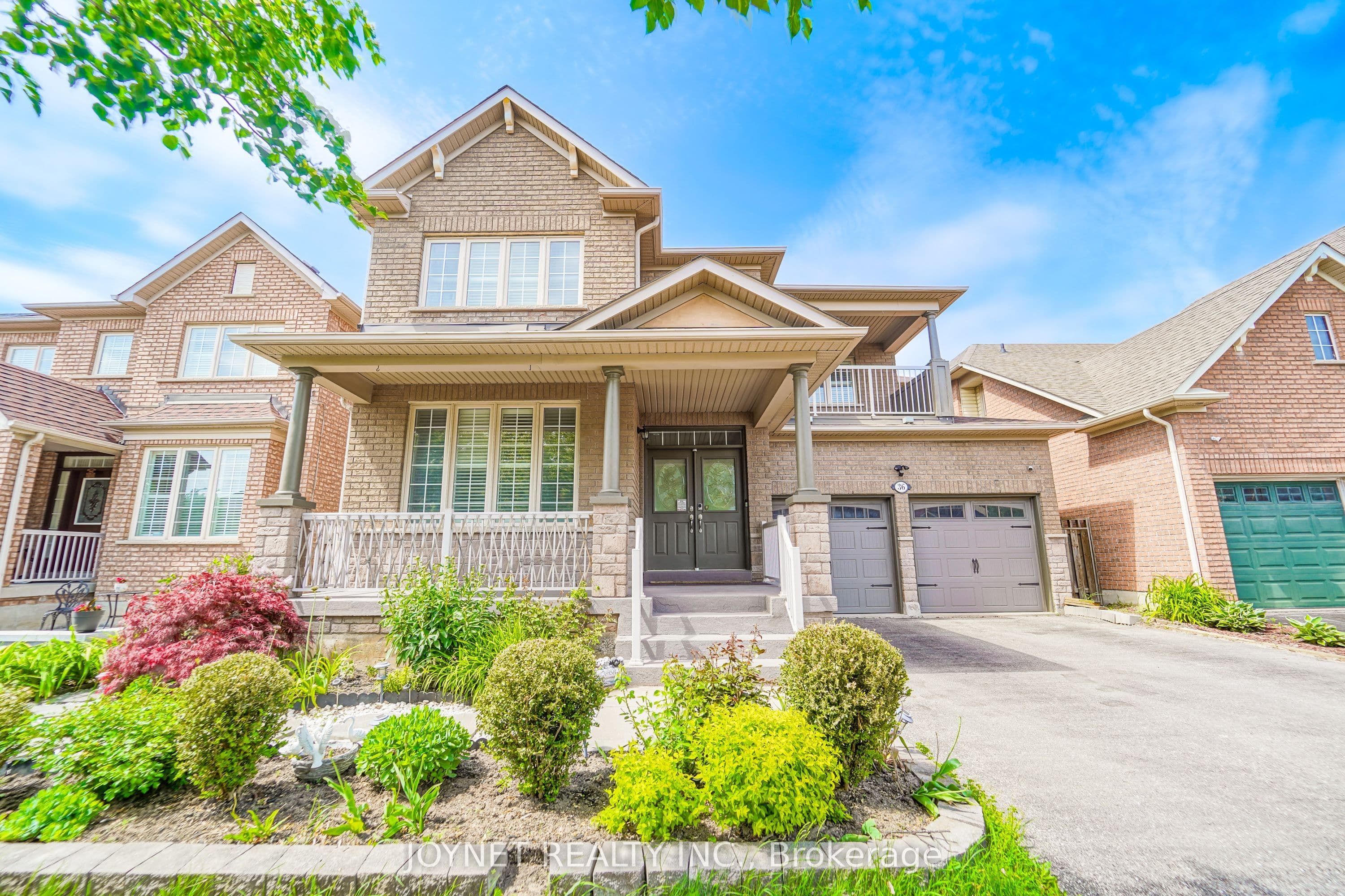 36 Newbridge Avenue N, Richmond Hill, ON L4E 3Z9