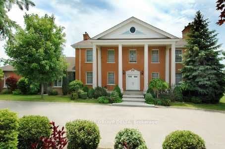 6 Bowman Avenue, Brampton, ON L6P 0X5
