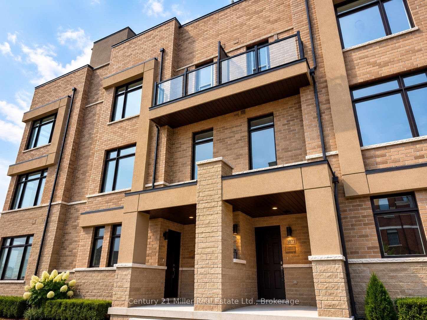 1073 Wheat Boom Drive, Oakville, ON L6H 7H5