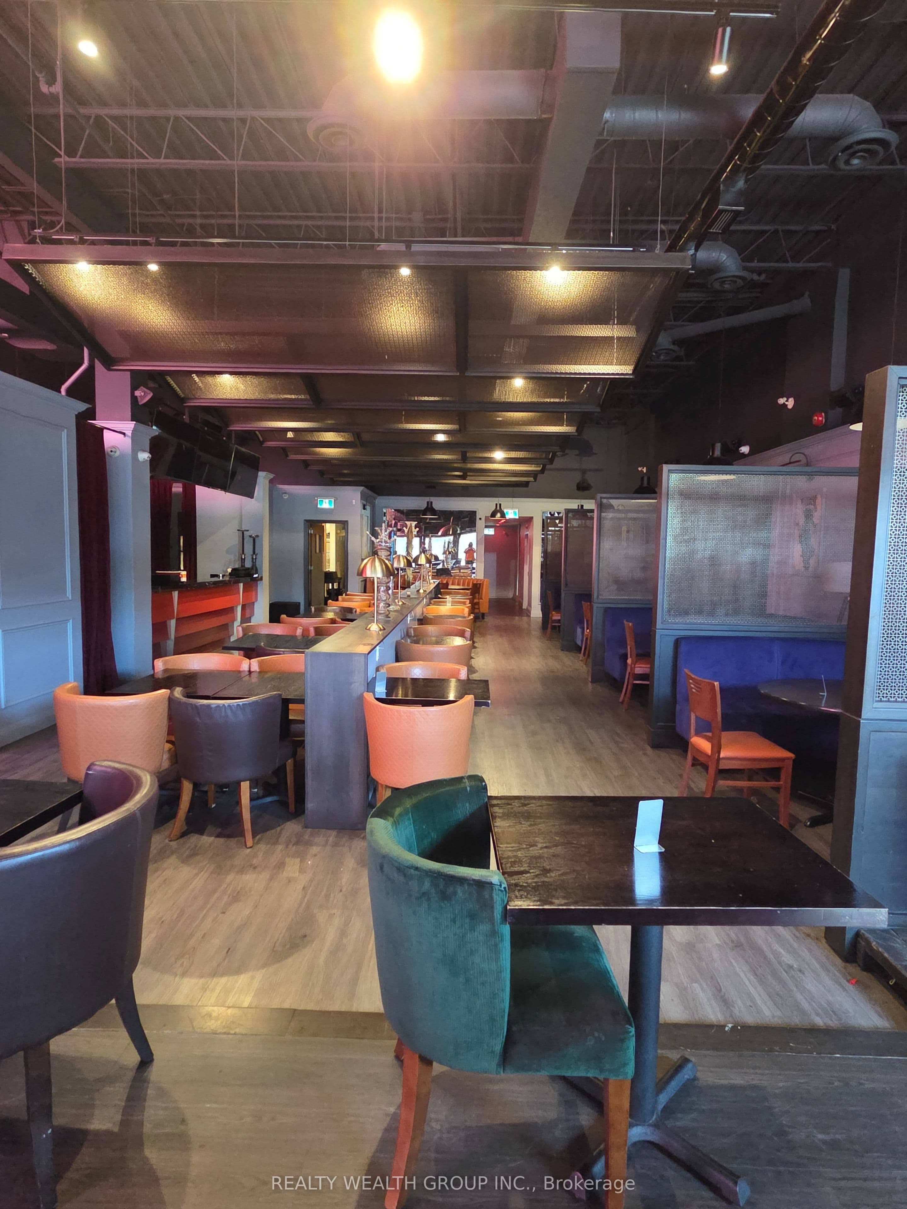 9737 Yonge Street 211, Richmond Hill, ON L4C 8S7