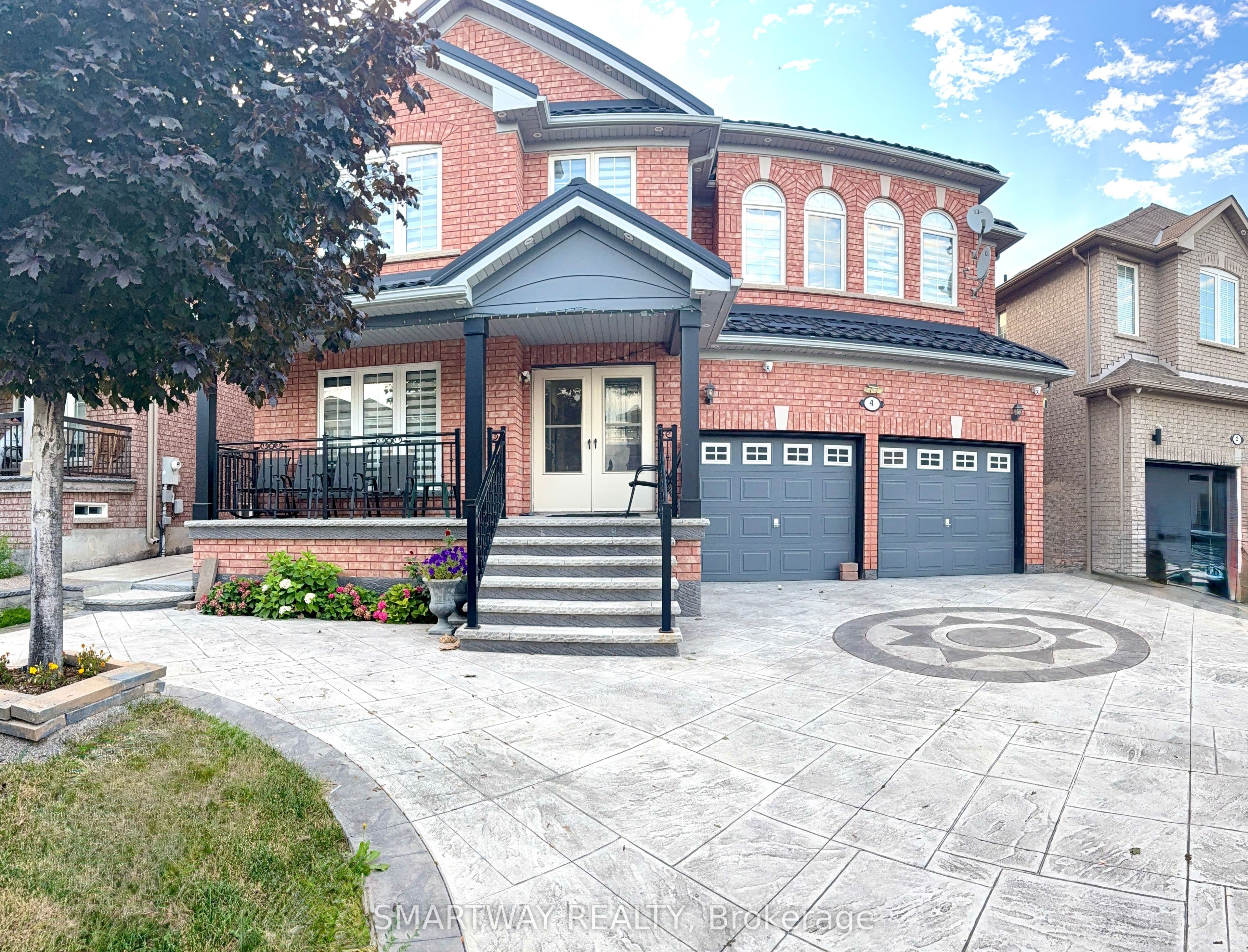 4 E Blazing Star Drive, Brampton, ON L6R 3E5
