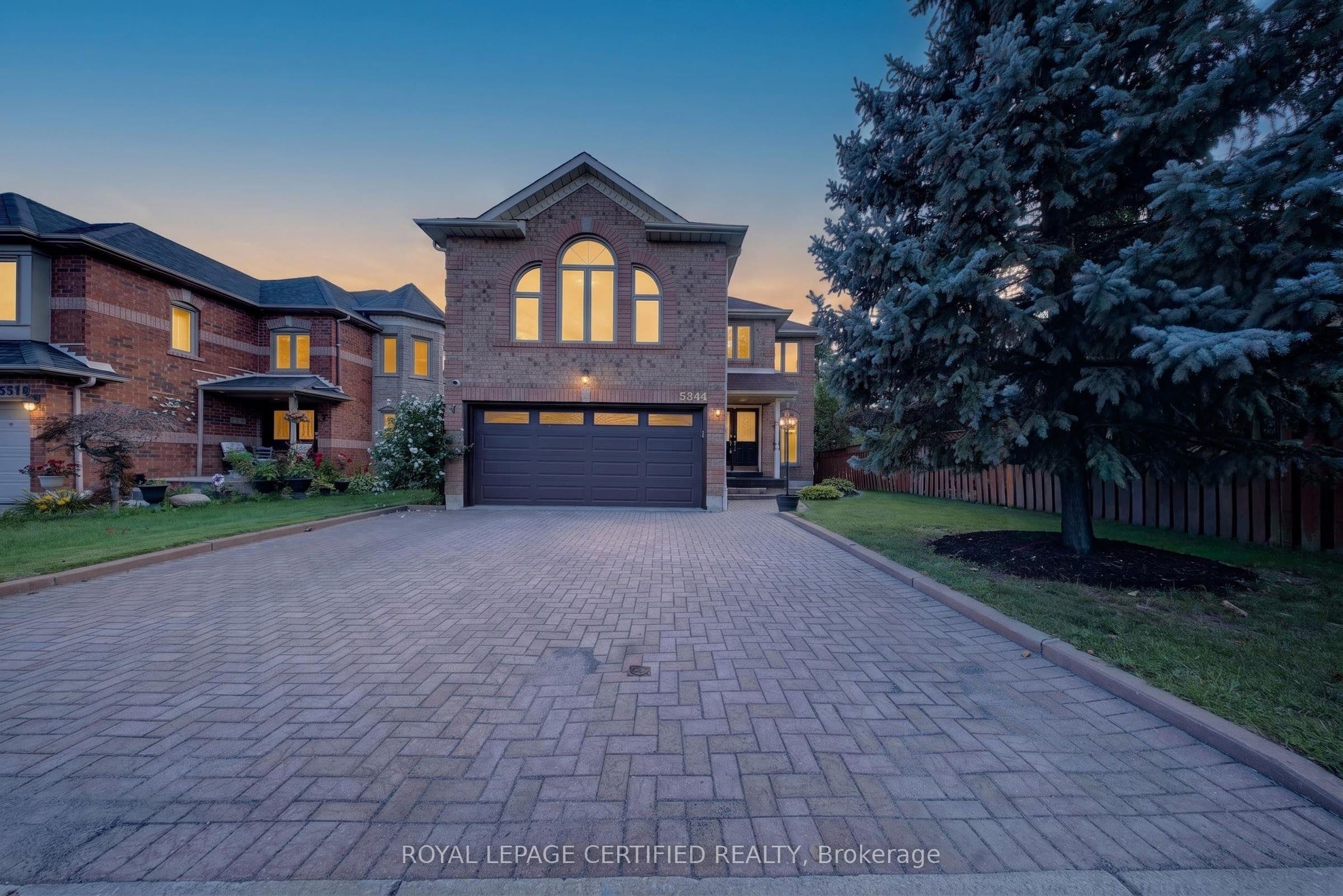 5344 Segriff Drive, Mississauga, ON L5V 1Y7