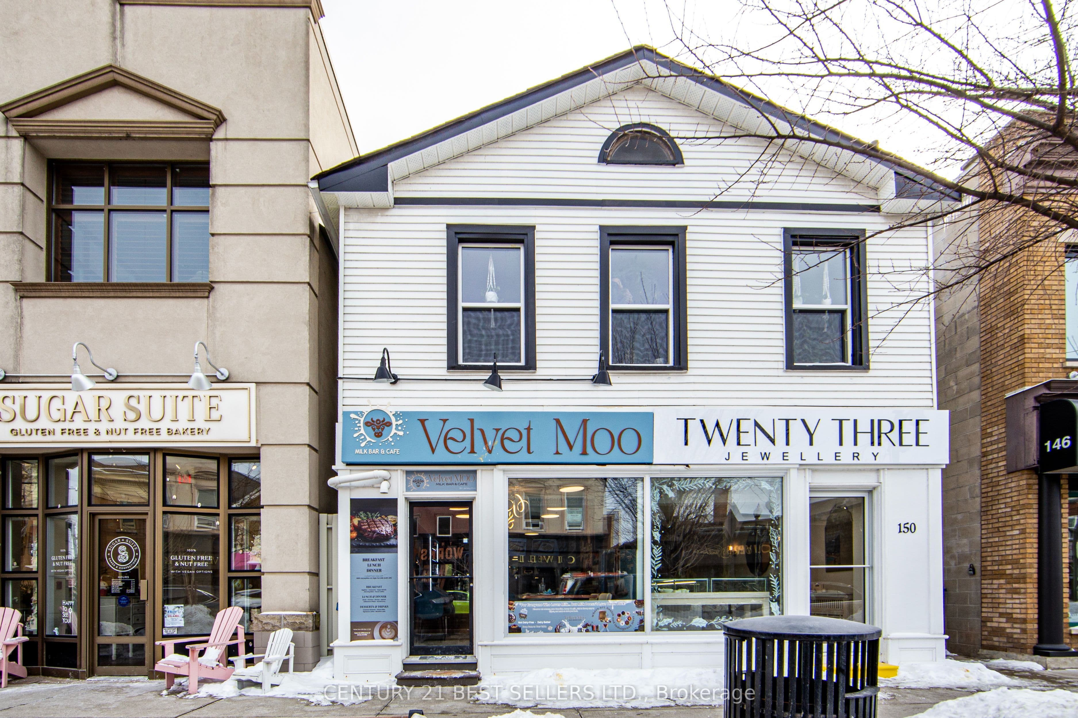 150 Lakeshore Road E, Oakville, ON L6J 1H4