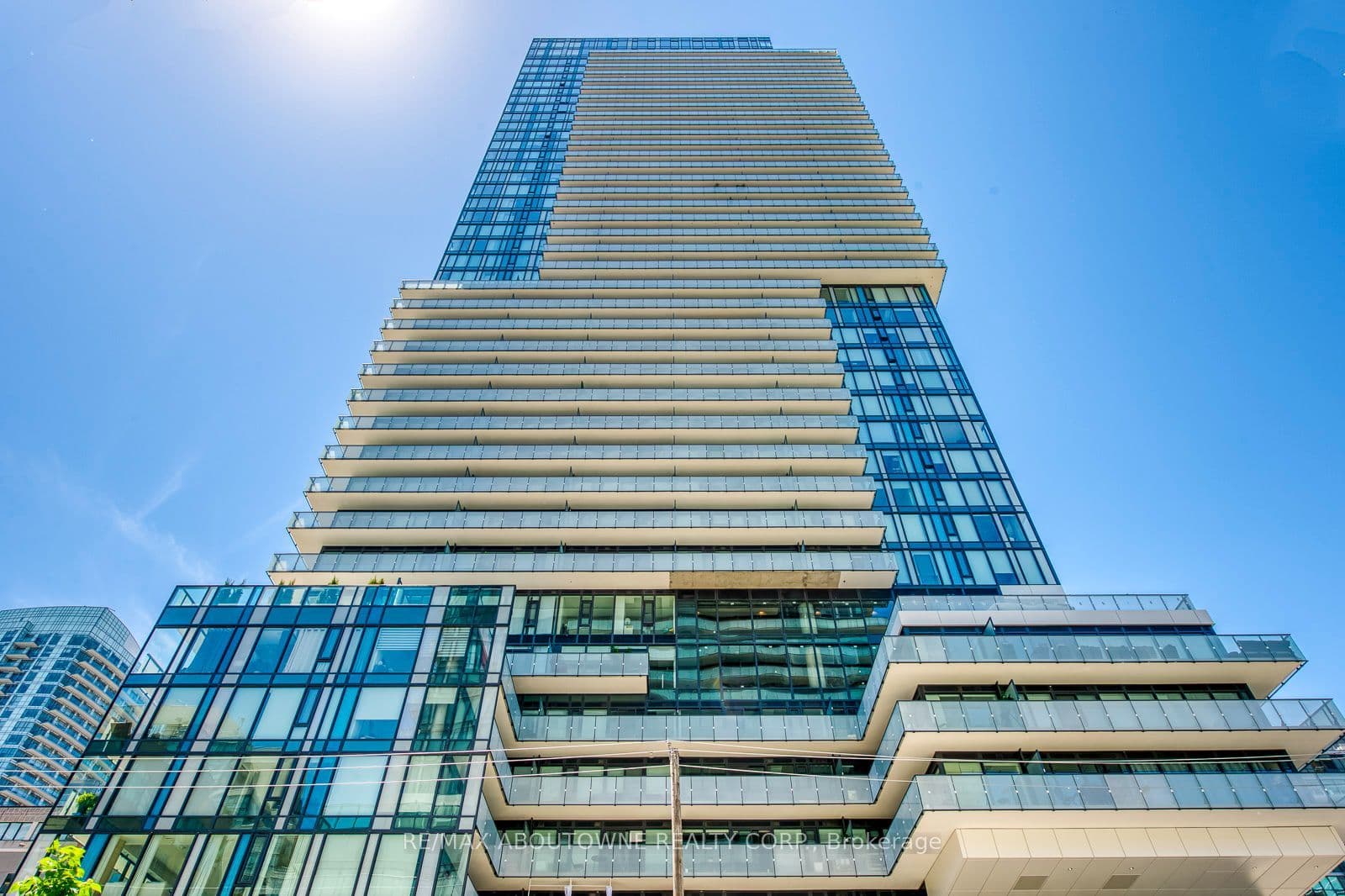 161 Roehampton Avenue 2010, Toronto, ON M4P 0C8
