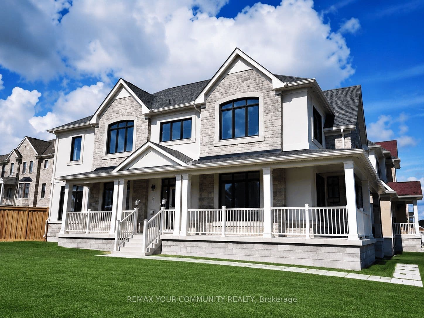 4 Beebalm Lane NE, East Gwillimbury, ON L9N 0T4