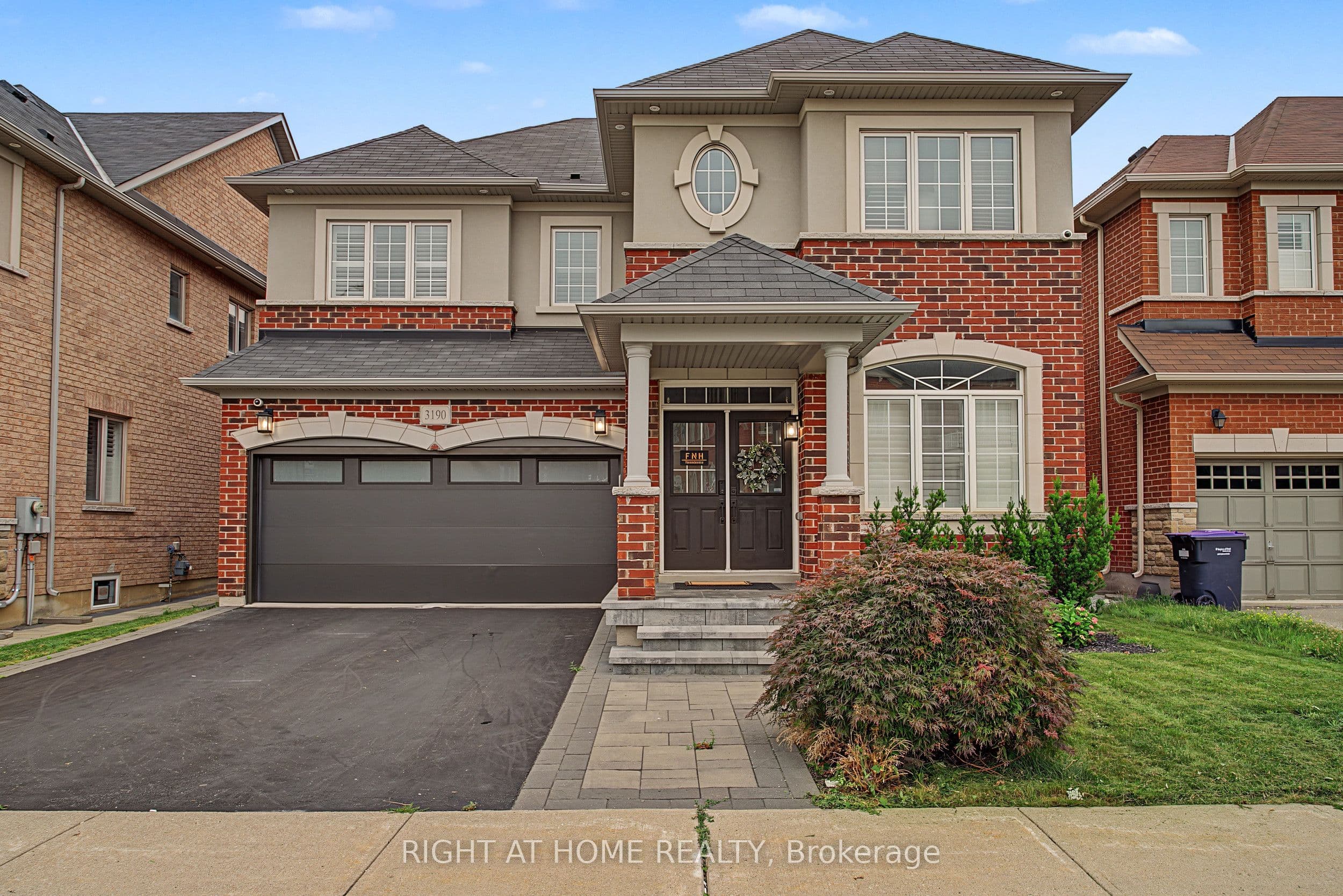 3190 Southwind Road, Mississauga, ON L5M 0V8