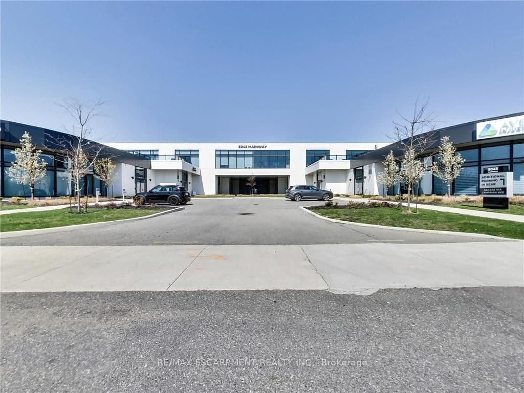 5045 Mainway Boulevard 201, Burlington, ON L7L 5Z1