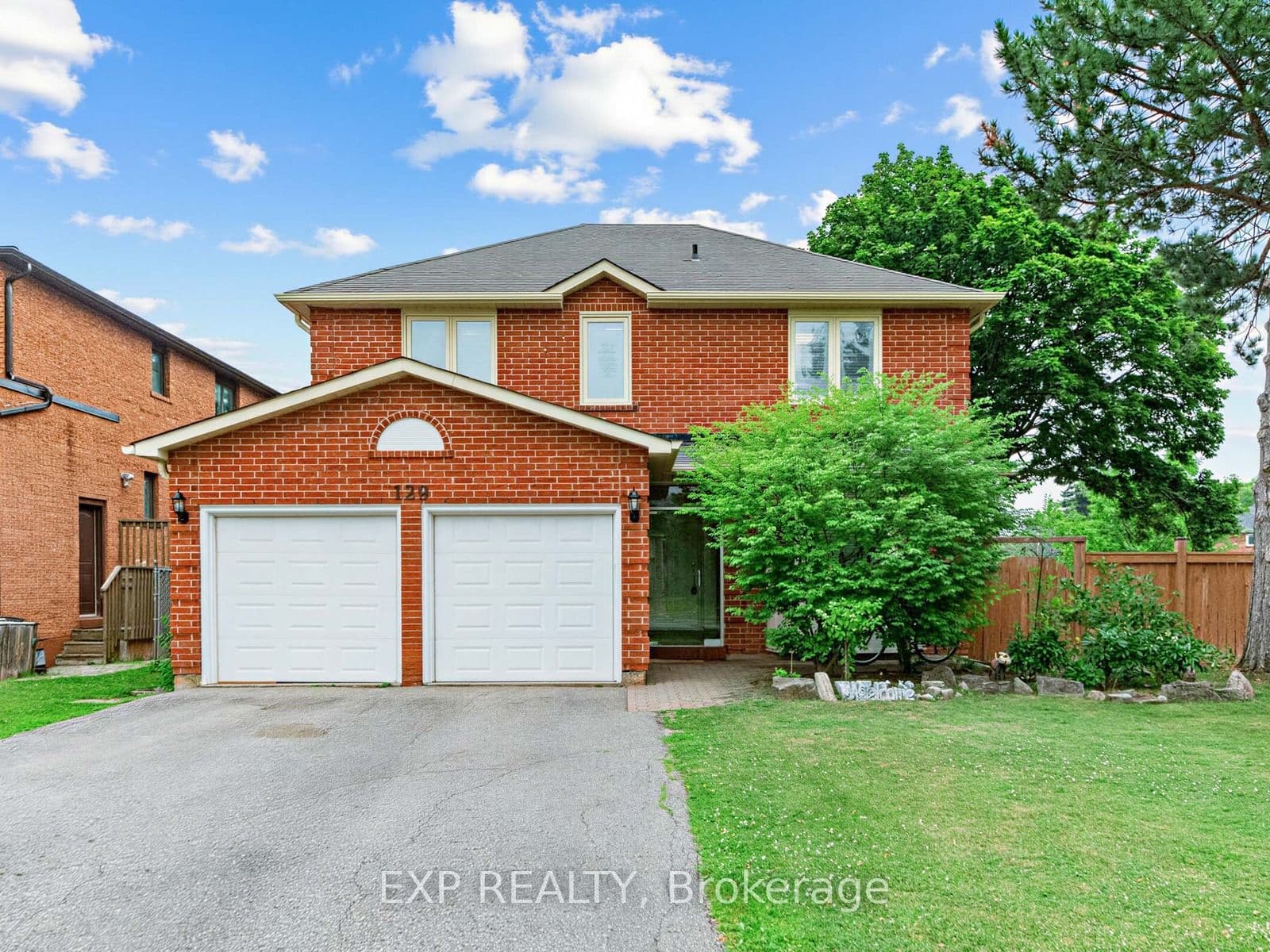 129 Franklin Avenue, Vaughan, ON L4J 4X6