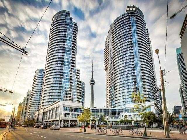 8 York Street 3305, Toronto, ON M5J 2Y2