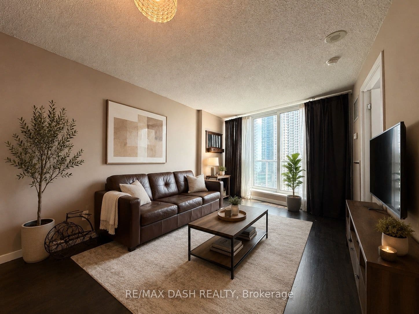 208 Queens Quay W 1506, Toronto, ON M5J 2Y5