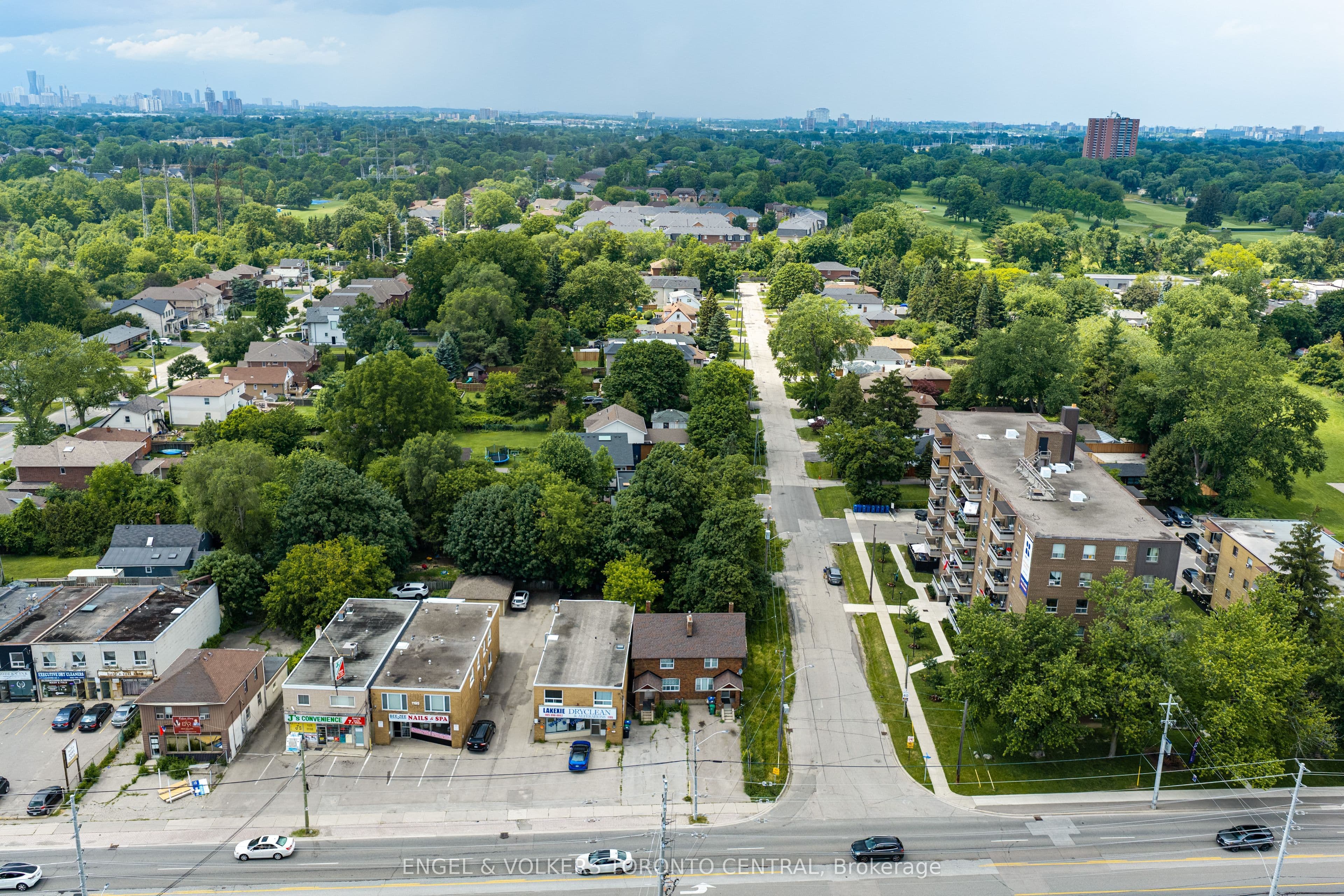 1199 & 1201 Lakeshore Road E, Mississauga, ON L5E 1G1
