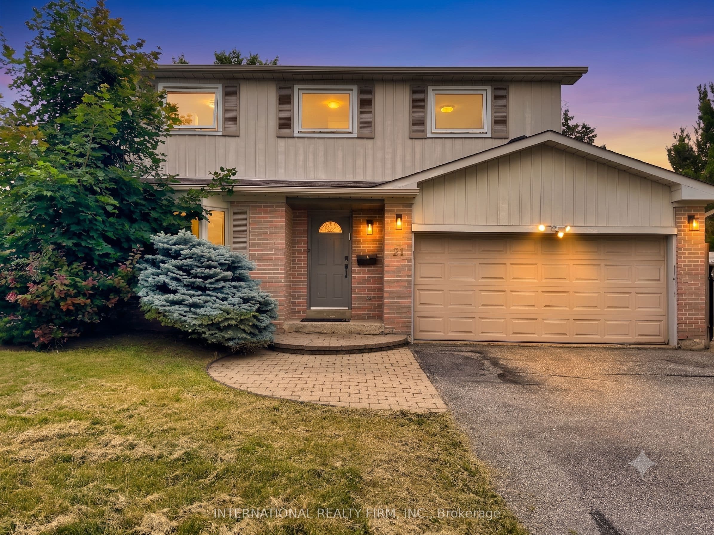 21 Mayvern Crescent, Richmond Hill, ON L4C 5J5