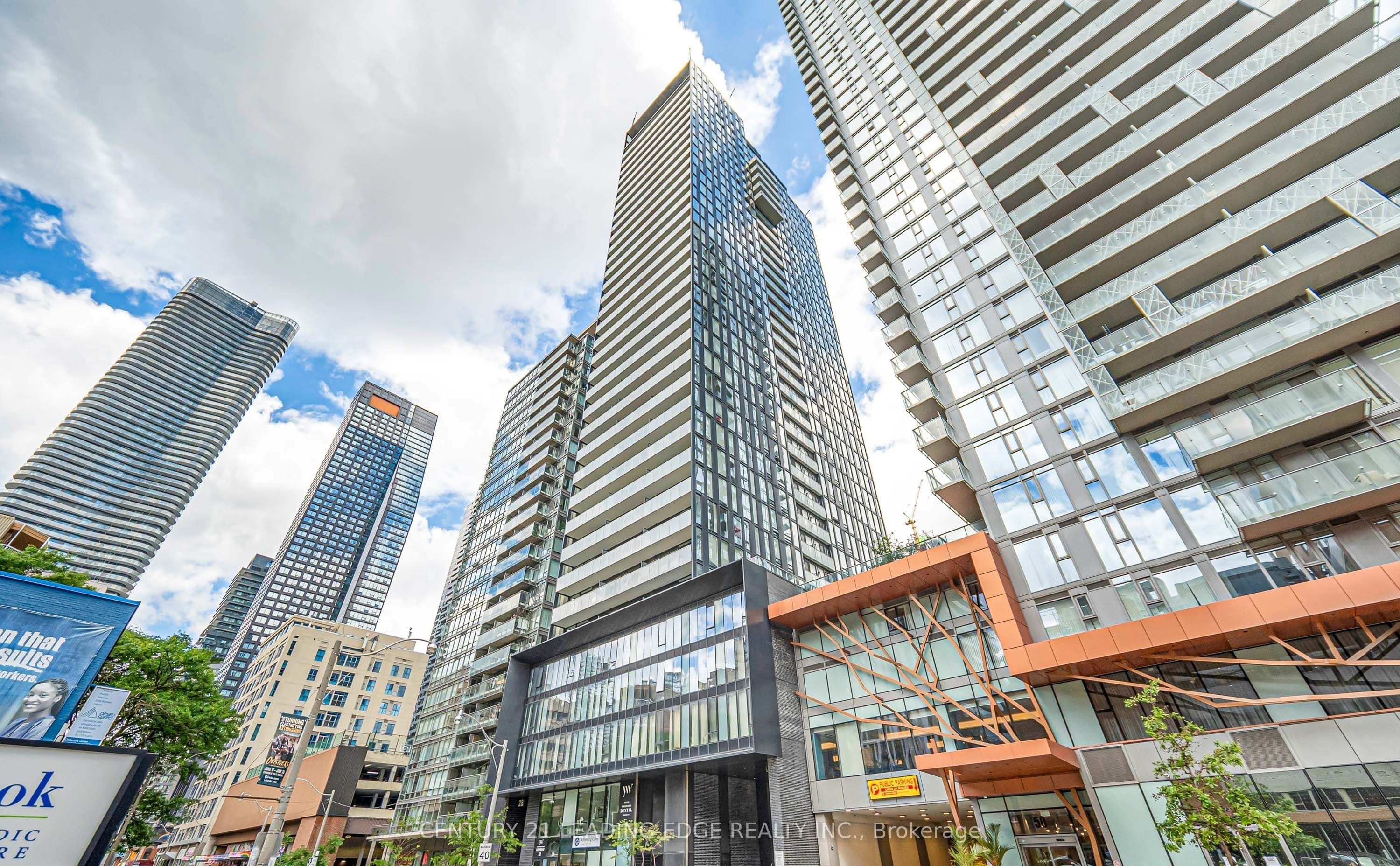 28 Wellesley Street E 3208, Toronto, ON M4Y 0C4