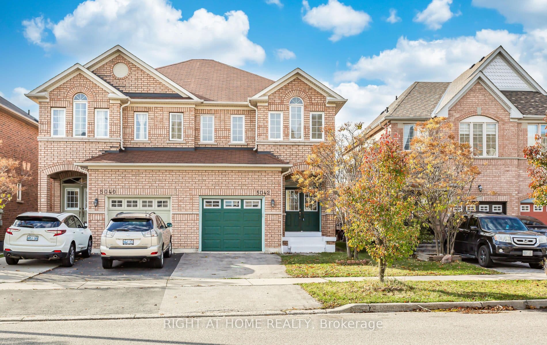5042 Oscar Peterson Boulevard, Mississauga, ON L5M 7W3