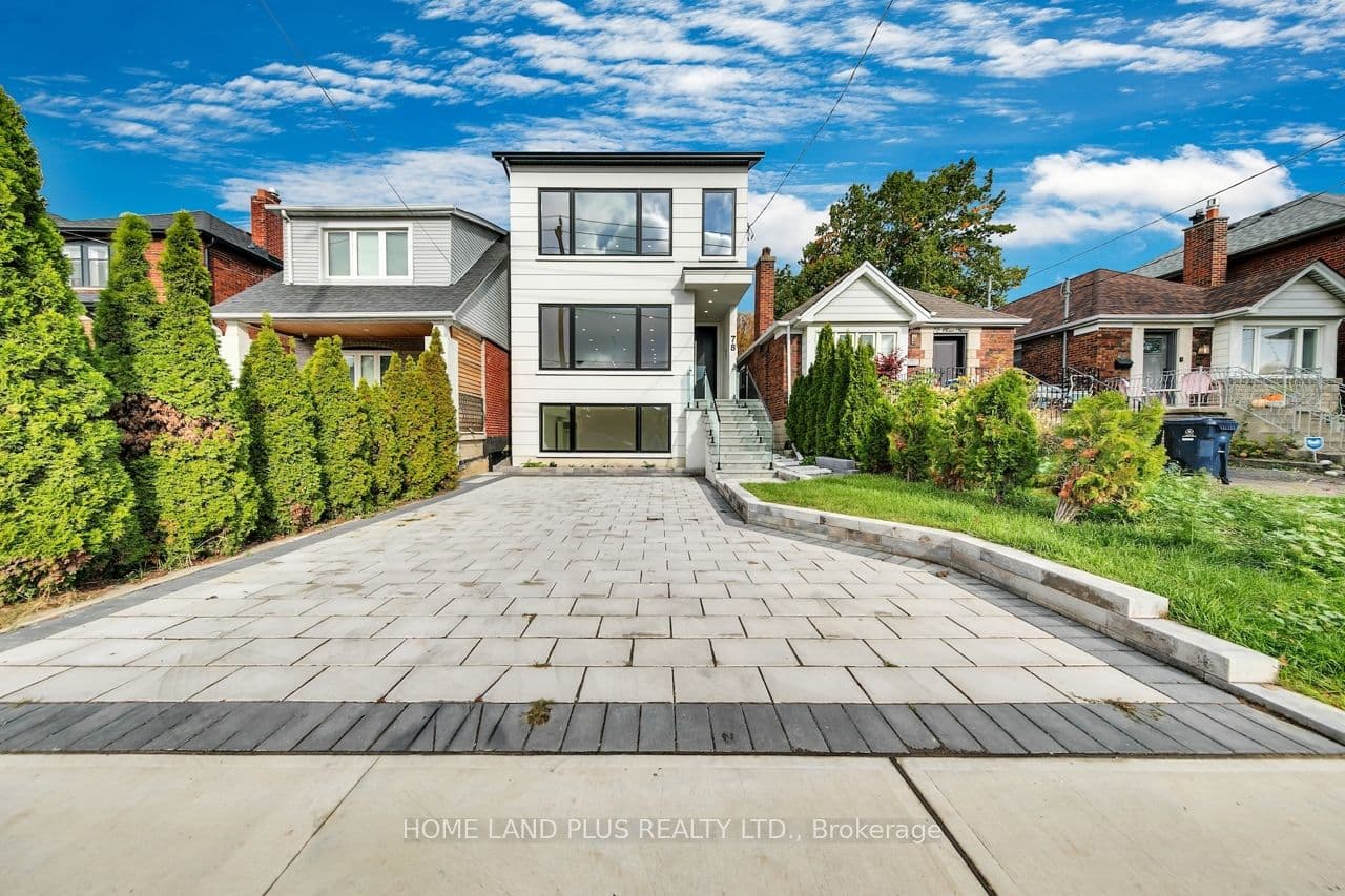 78 Bowie Avenue, Toronto, ON M6E 2P5