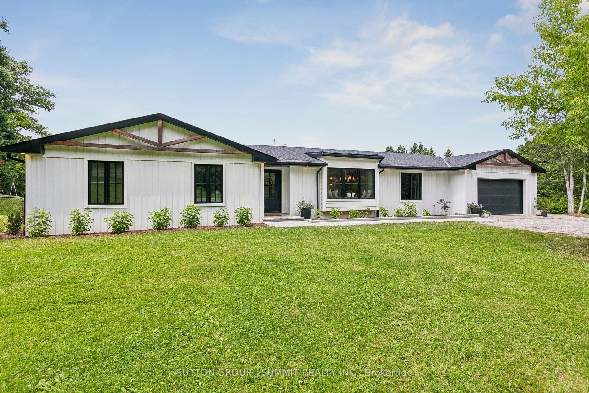 1315 Britannia Road, Burlington, ON L7P 0E7
