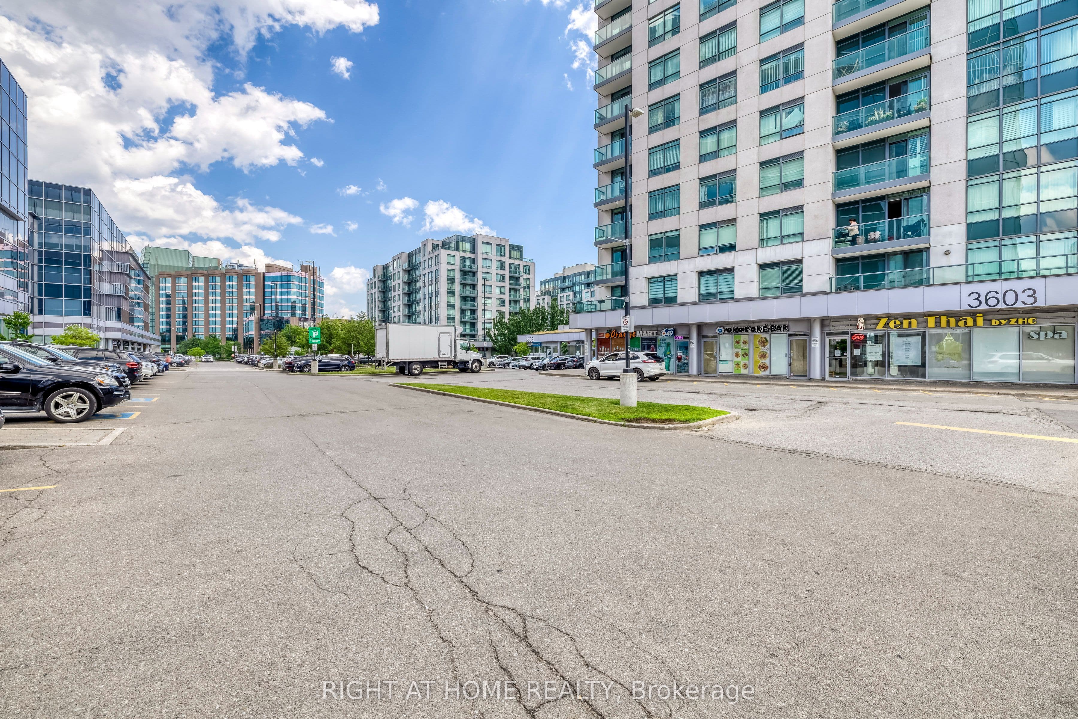 3603 -Highway 7 E Avenue N #105, Markham, ON L3R 8W3