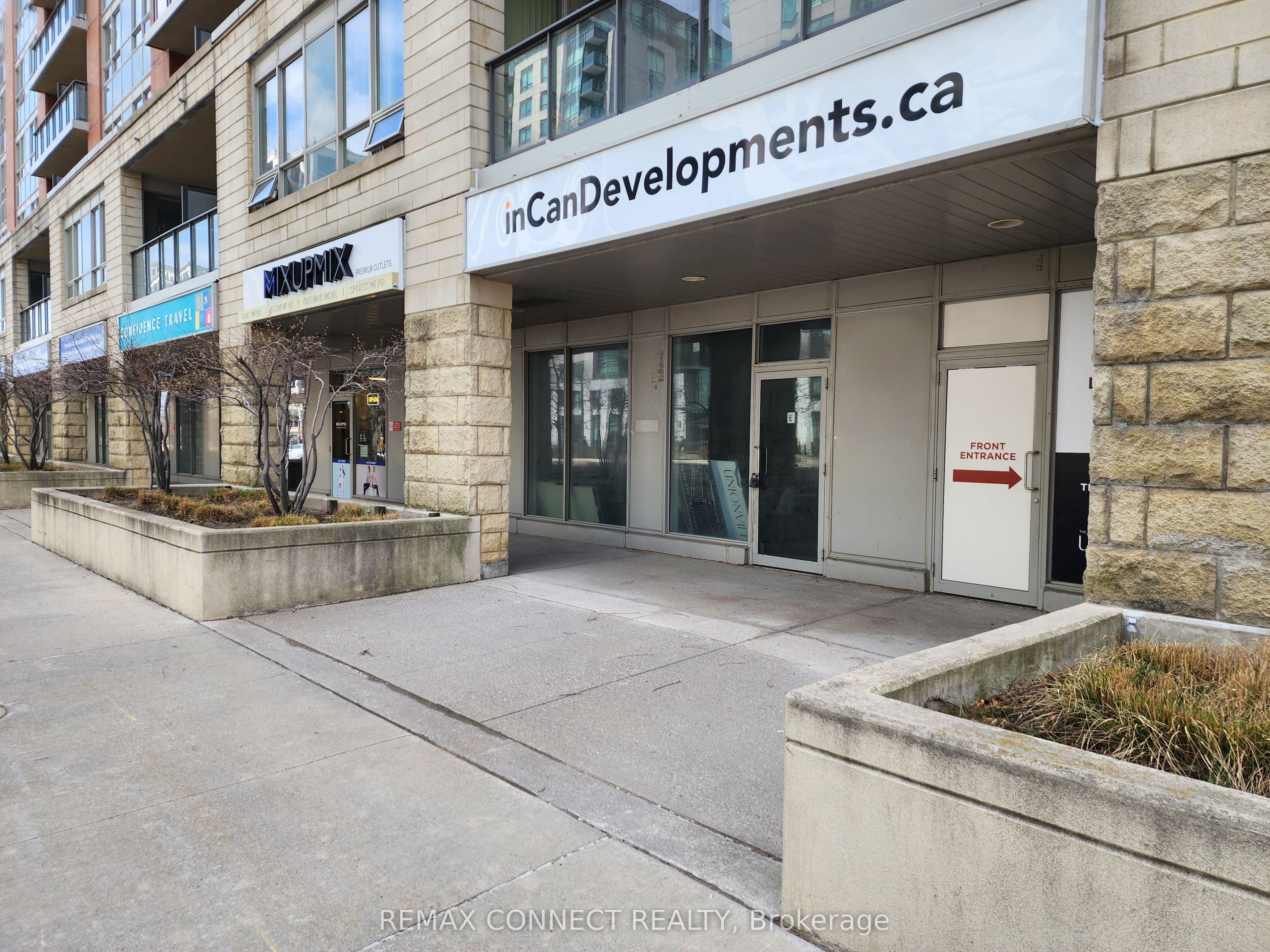 60 South Town Centre Boulevard E, Markham, ON L3G 0C5