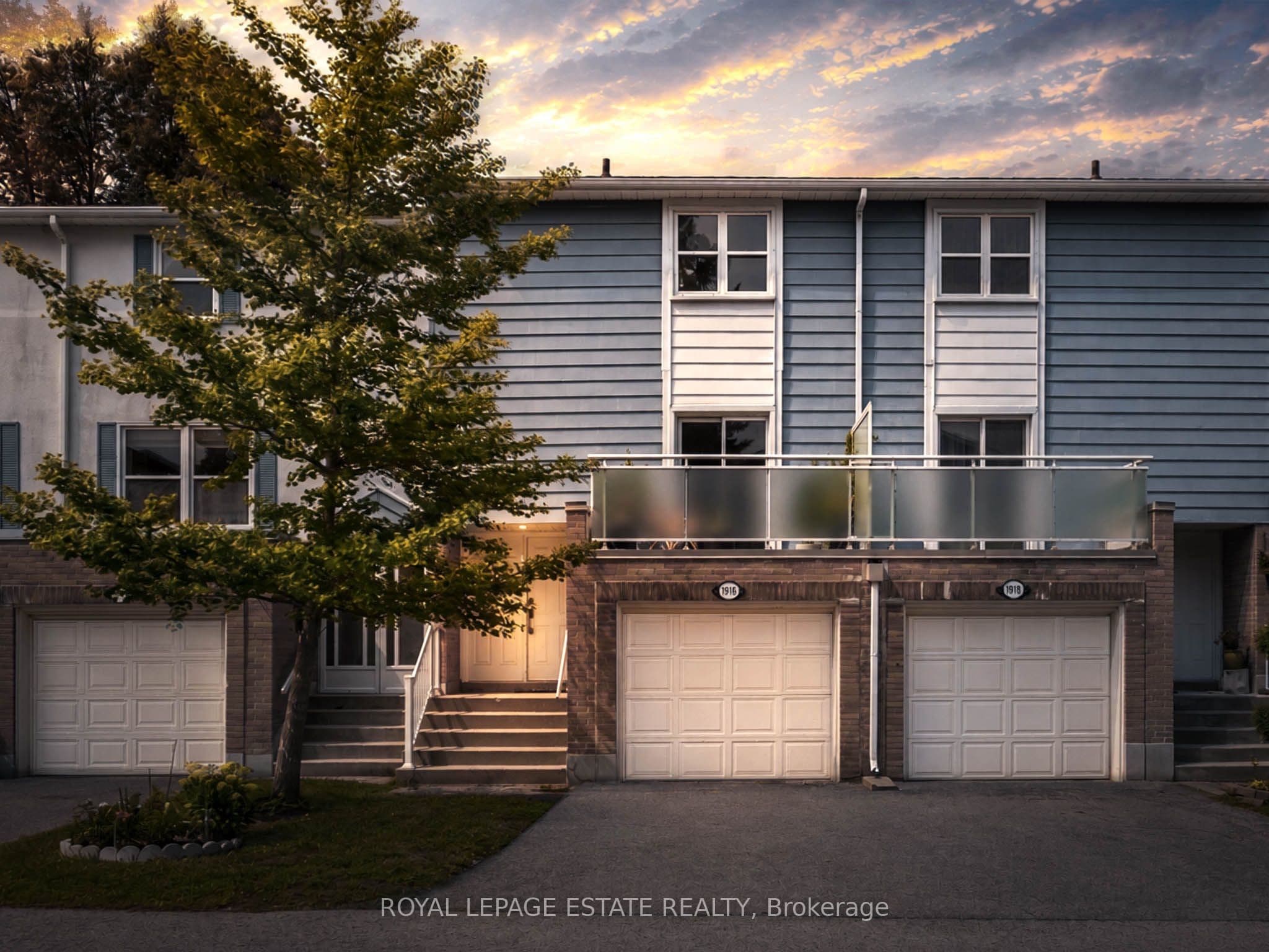 1916 John Street, Markham, ON L3T 1Z1