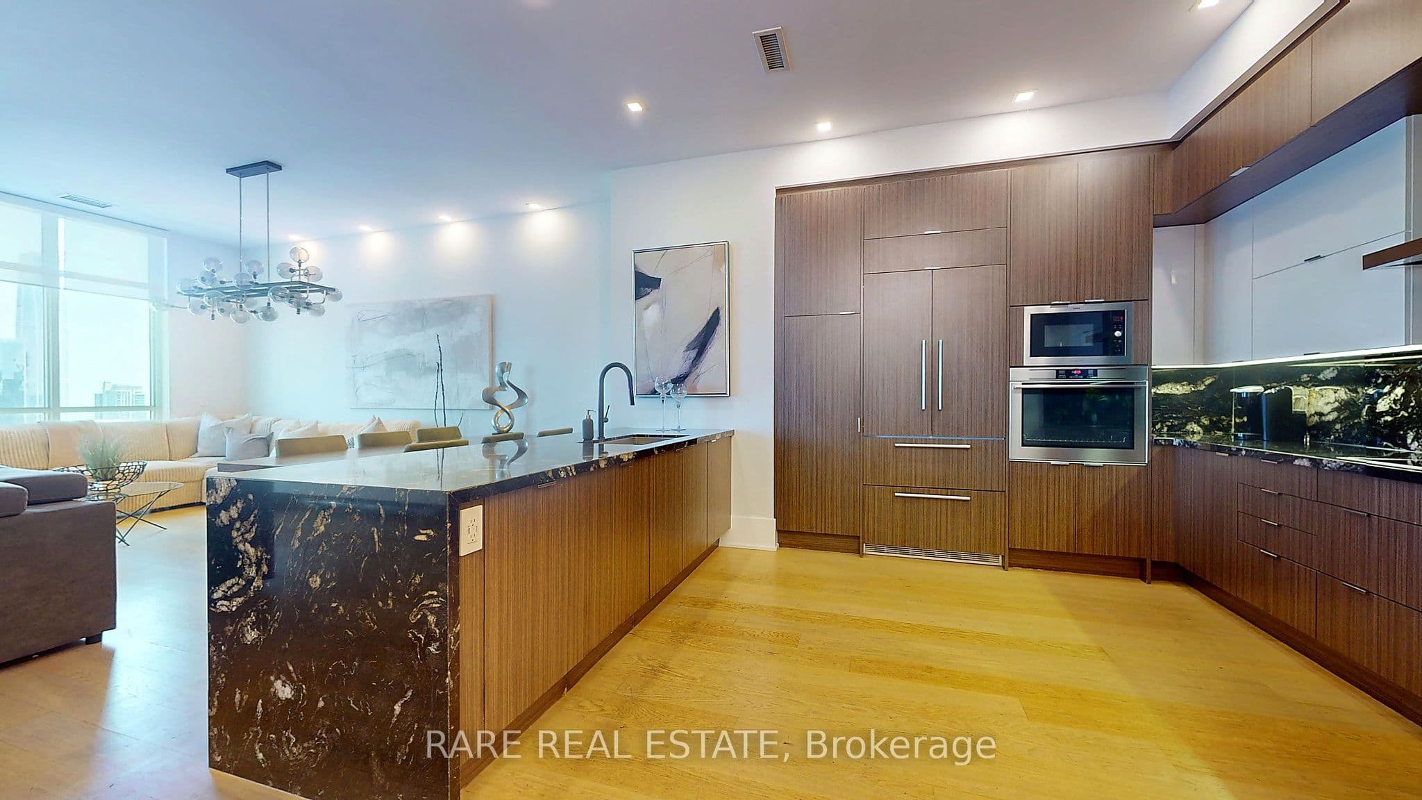 300 Front Street W 4902, Toronto, ON M5V 0E9