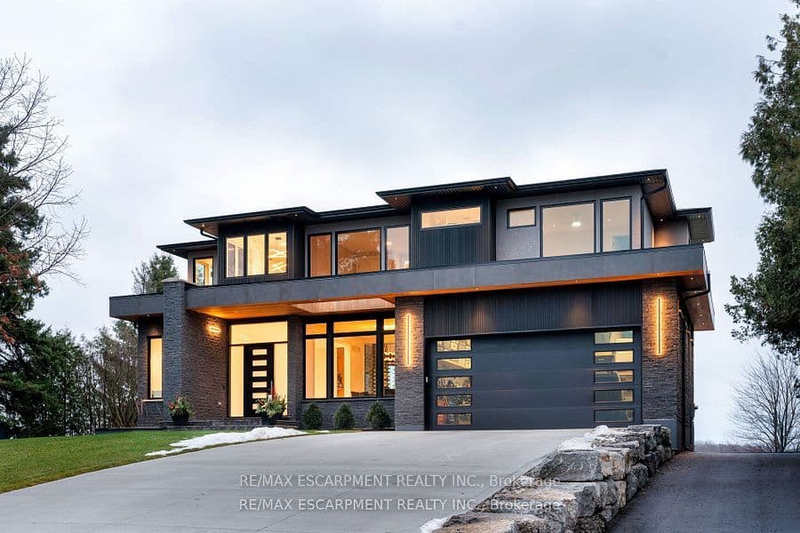 2284 SIDEROAD 1, Burlington, ON L7P 0S7