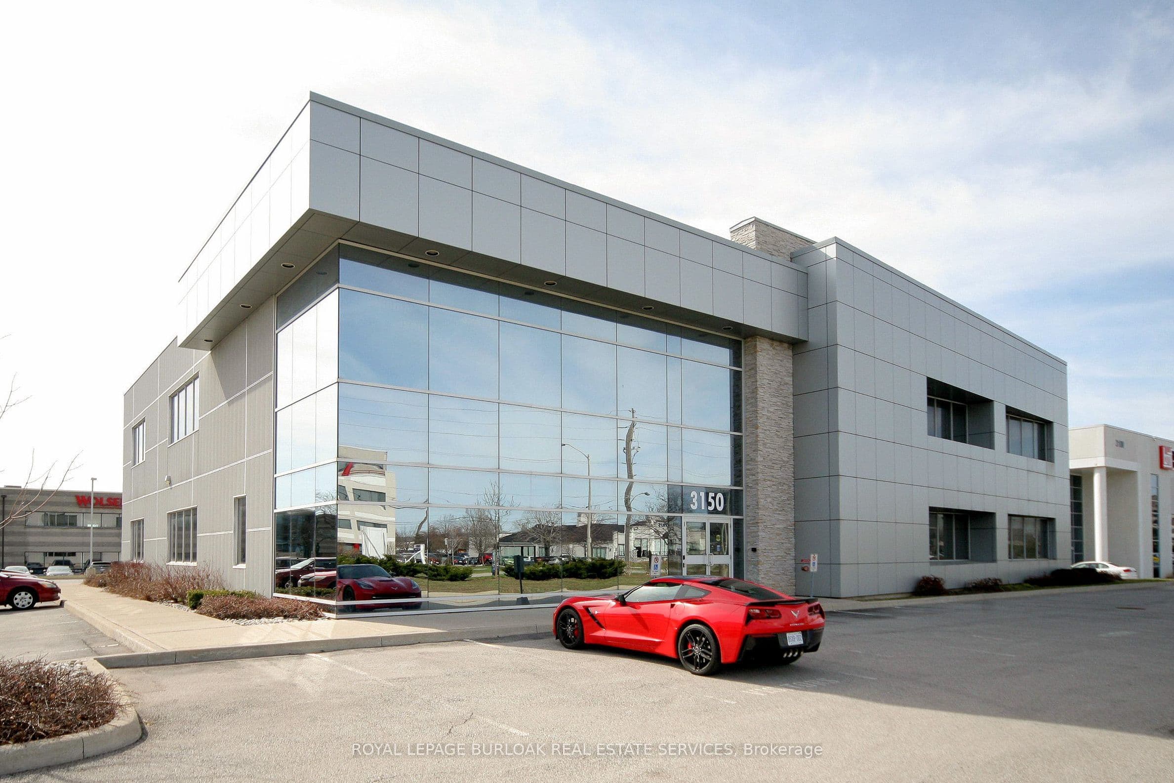 3150 Harvester Road 201, Burlington, ON L7N 3W8