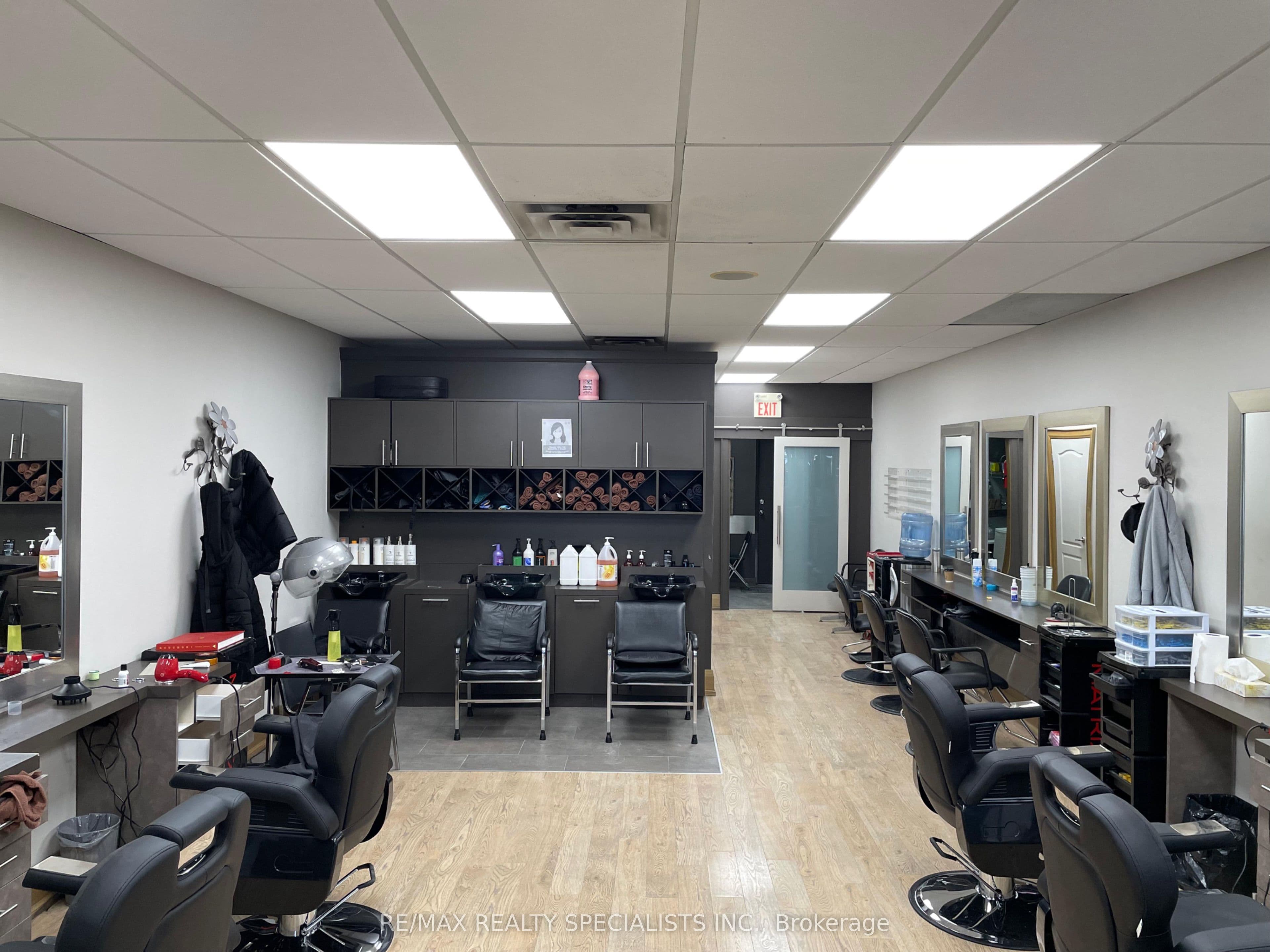 4 Mclaughlin Road S 12, Brampton, ON L6Y 3B2