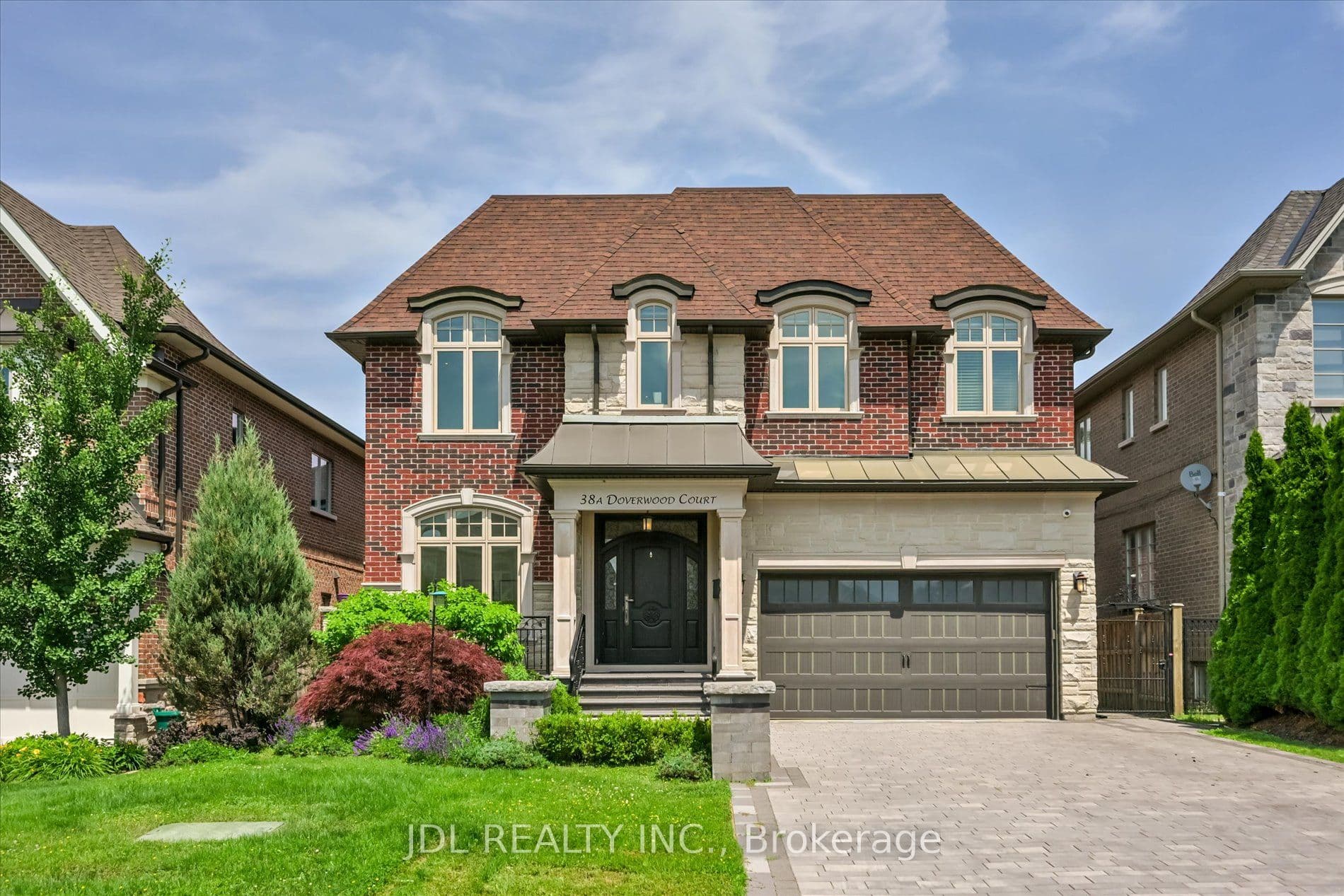 38A Doverwood Court, Toronto, ON M2M 2G8