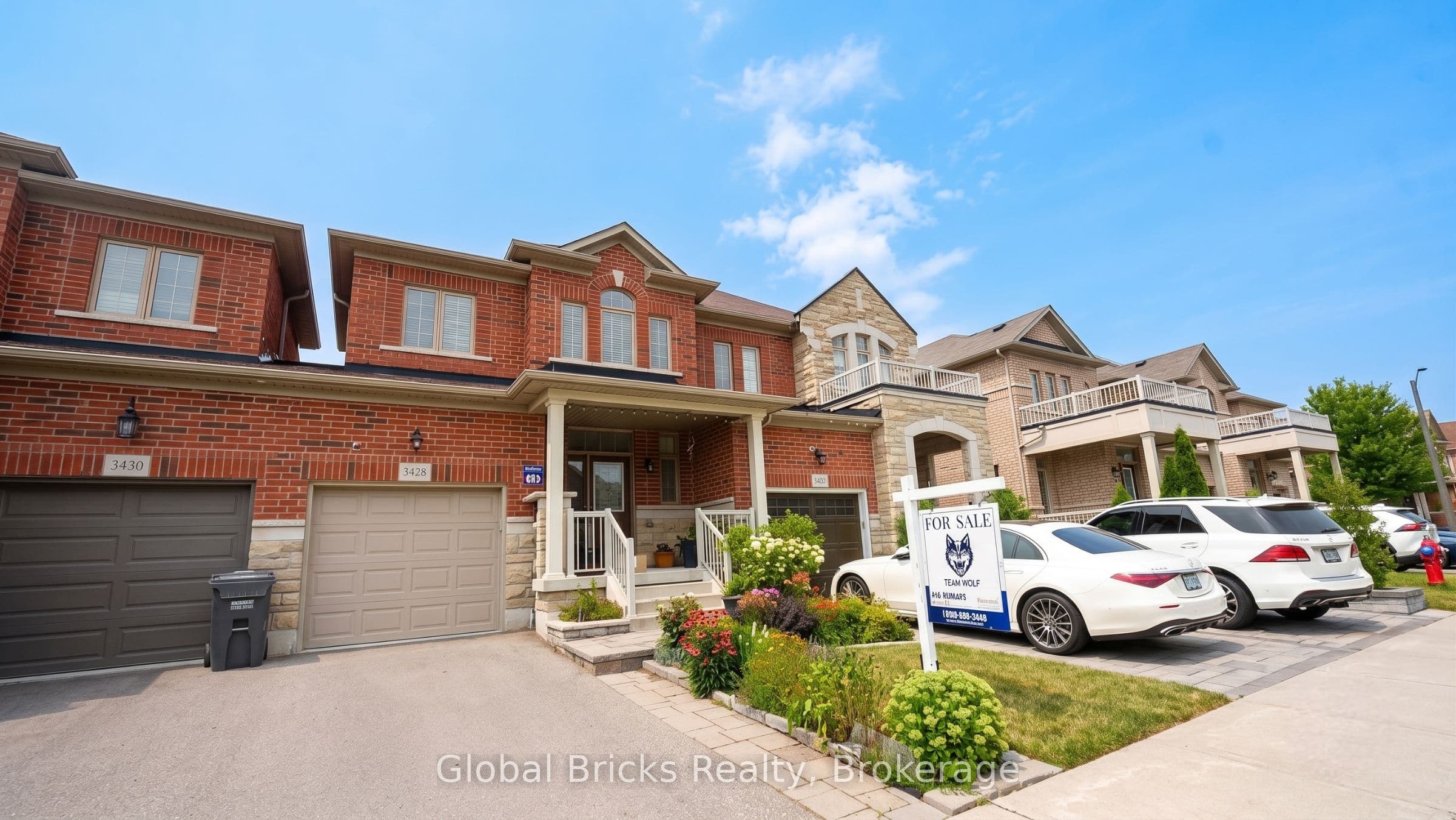 3428 Stoney Crescent, Mississauga, ON L5M 0N7