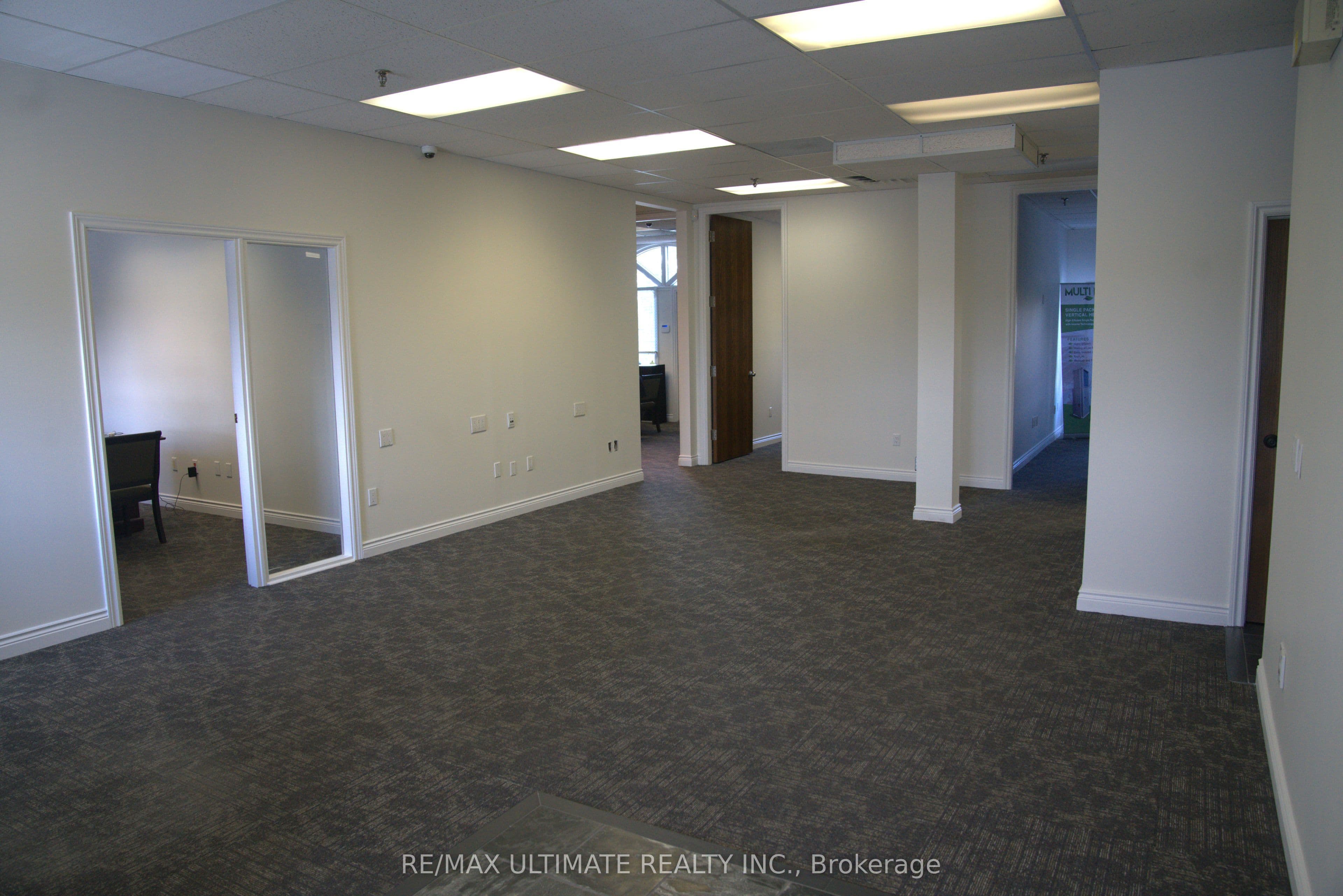 345 Renfrew Drive 201, Markham, ON L3R 9S9