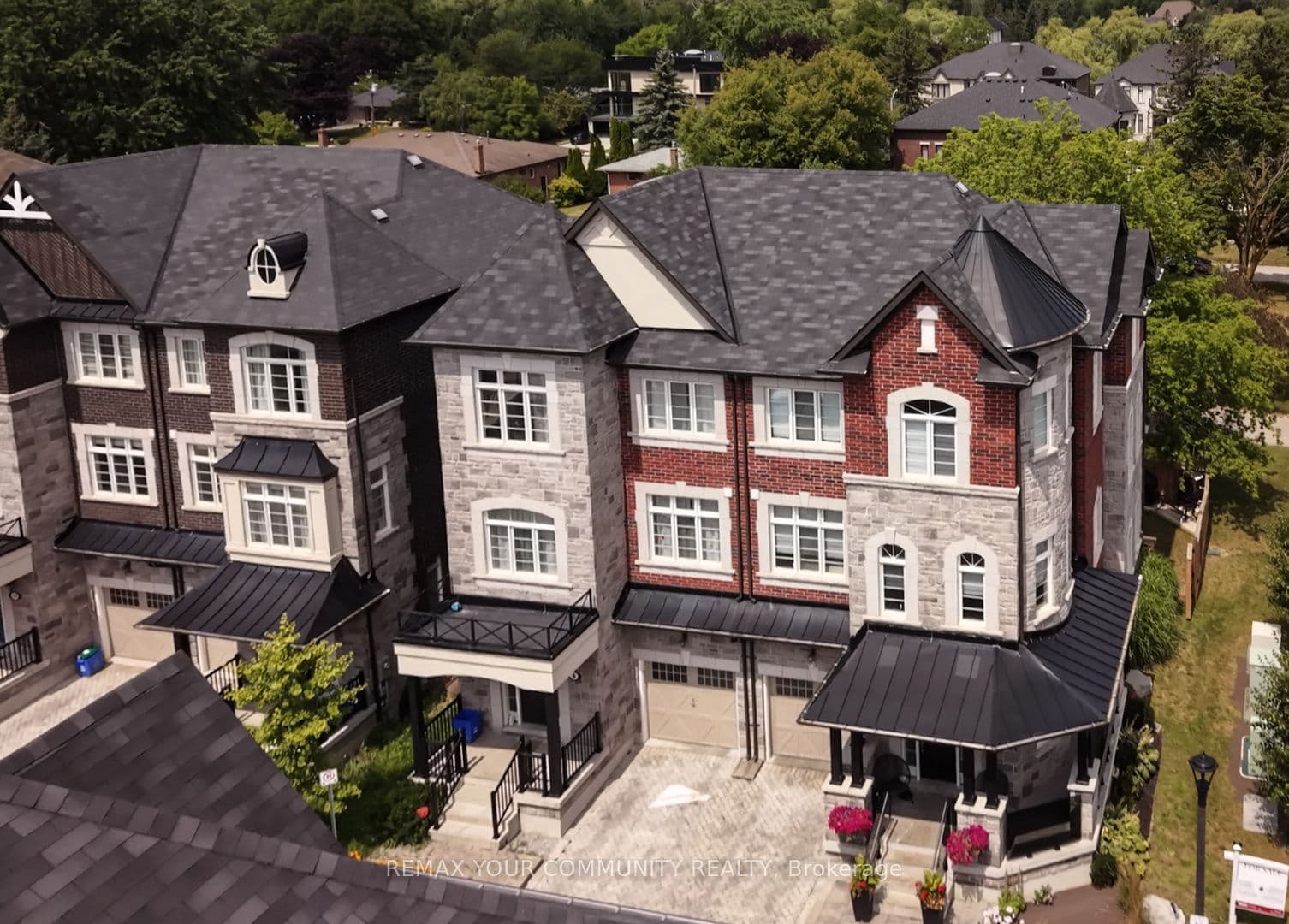 6 Globemaster Lane, Richmond Hill, ON L4G 2H1