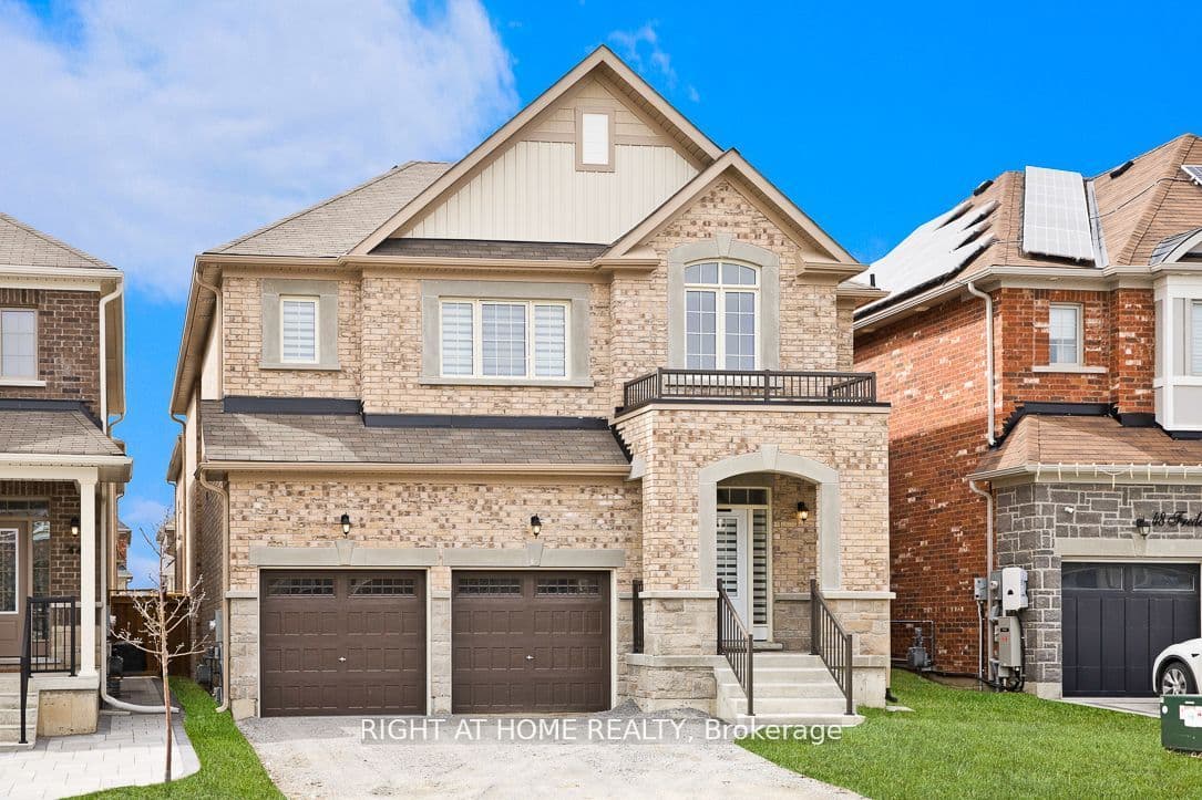 46 Frederick Taylor Way, East Gwillimbury, ON L0G 1M0