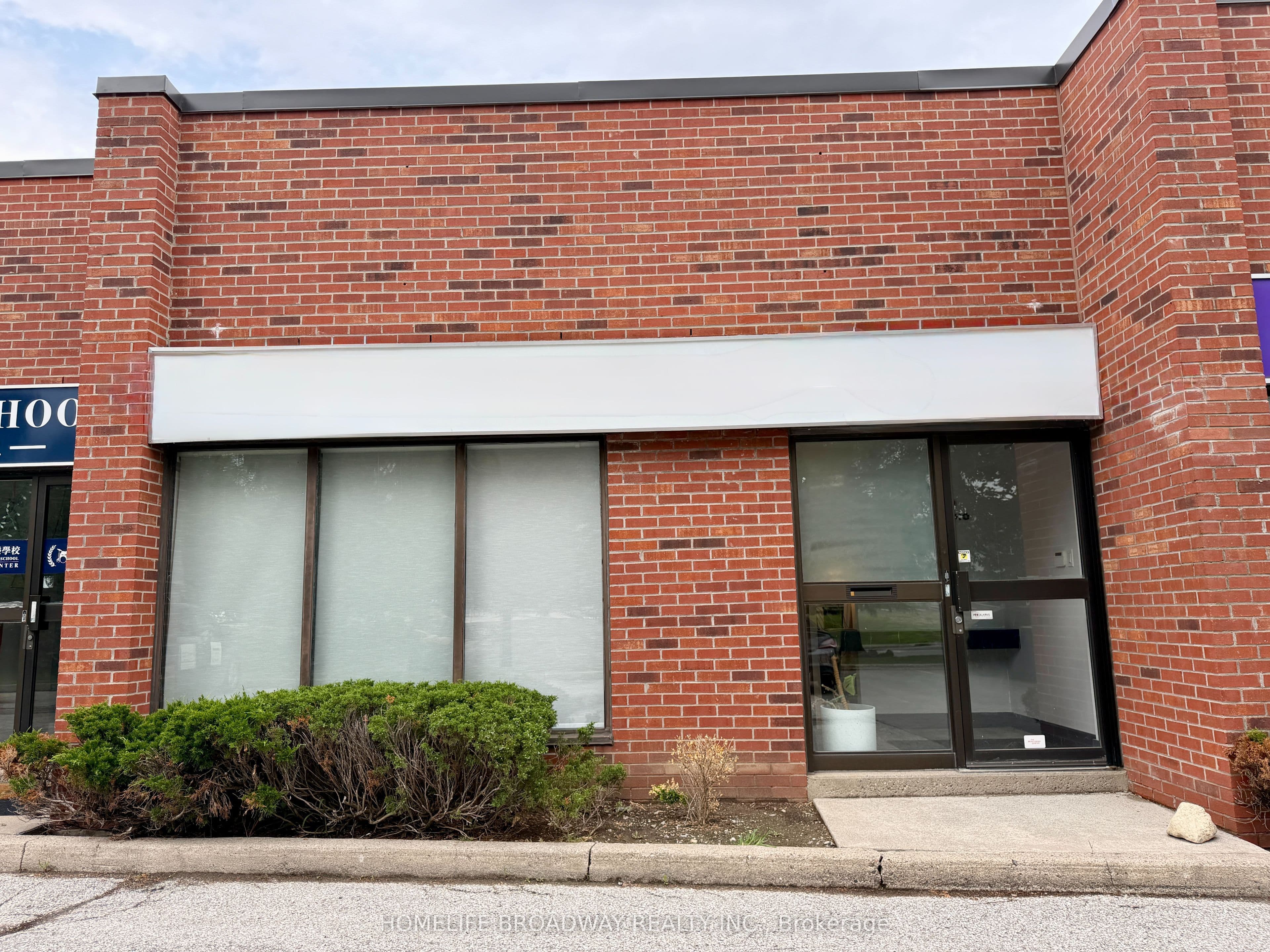 505 Hood Road 3, Markham, ON L3R 5V6
