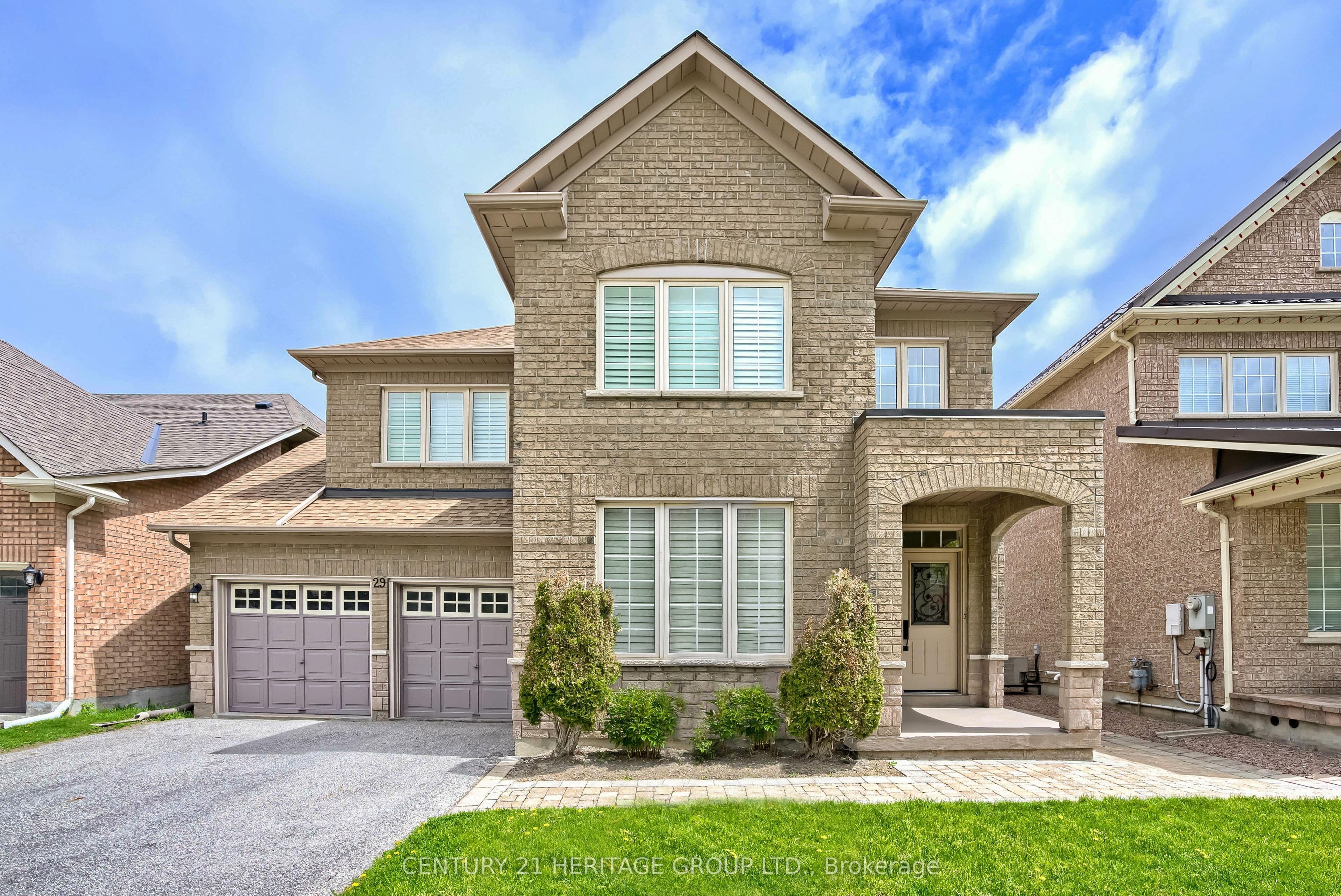 29 Kingshill Road, Richmond Hill, ON L4E 4B1