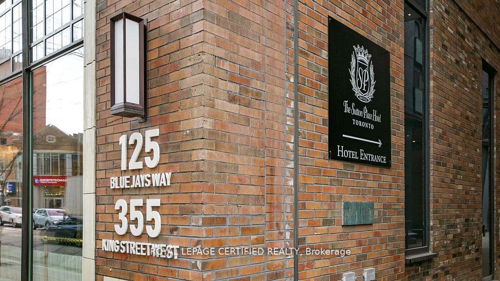 125 Blue Jays Way 1905, Toronto, ON M5V 0N5