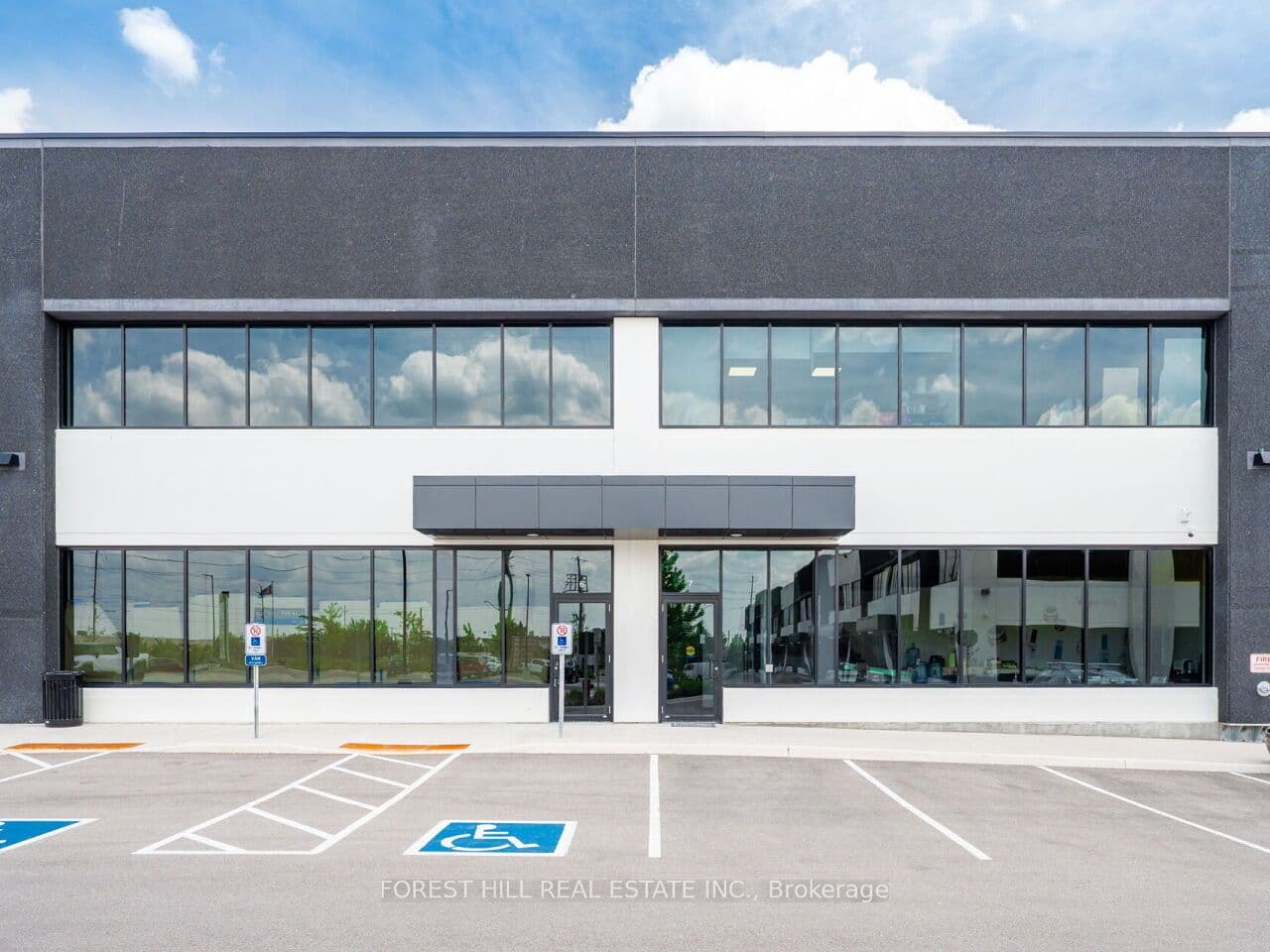 465 Harry Walker Parkway S B7, Newmarket, ON L3Y 8T8
