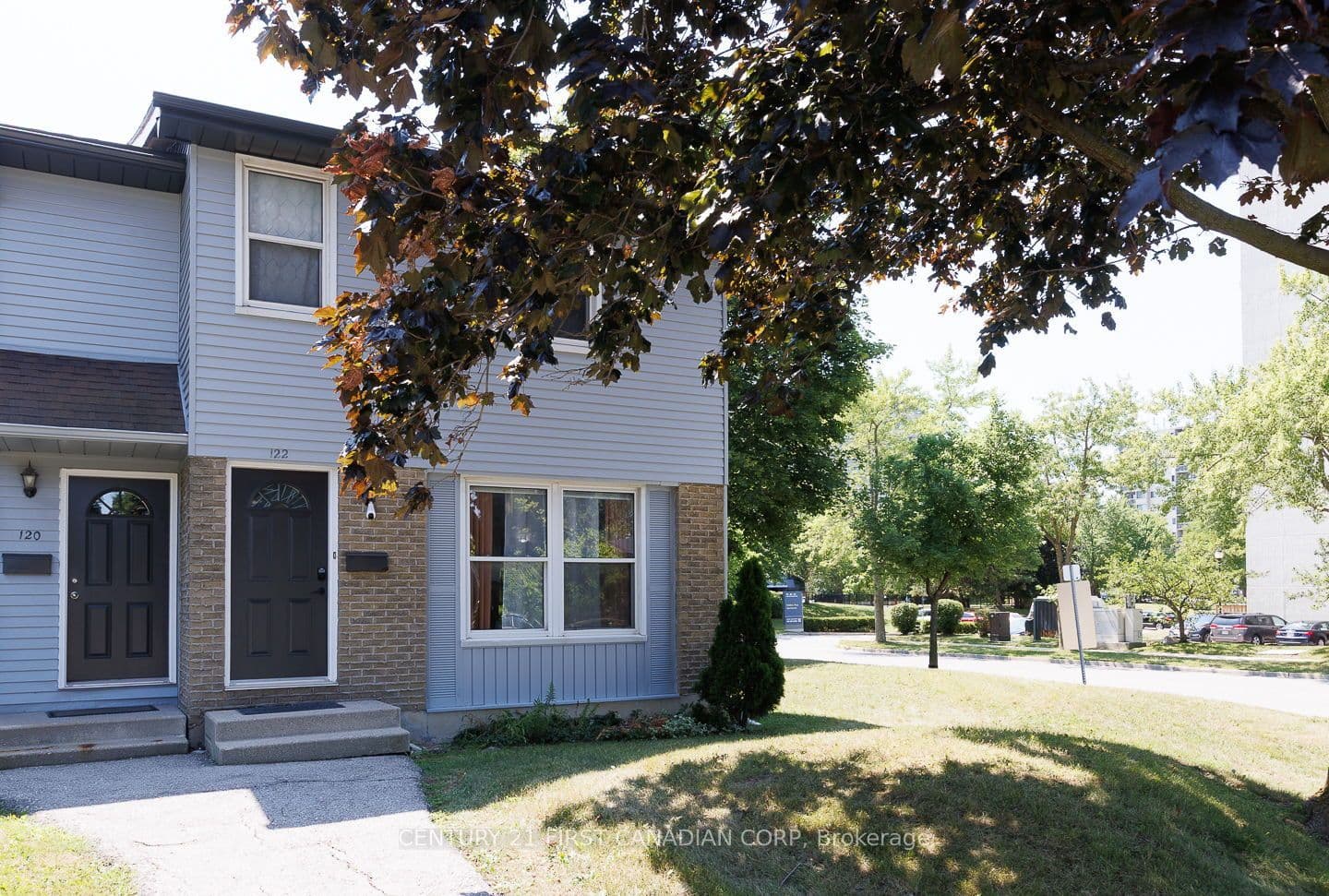 70 Fiddlers Green Road 122, London North, ON N6H 4R4