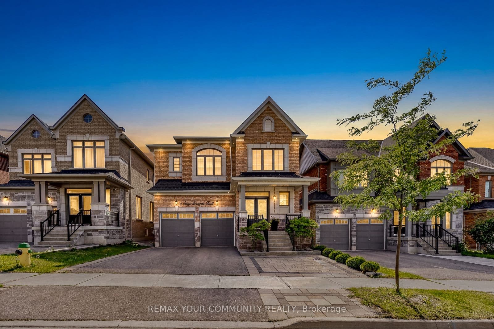 8 Snap Dragon Trail, East Gwillimbury, ON L9N 0S9