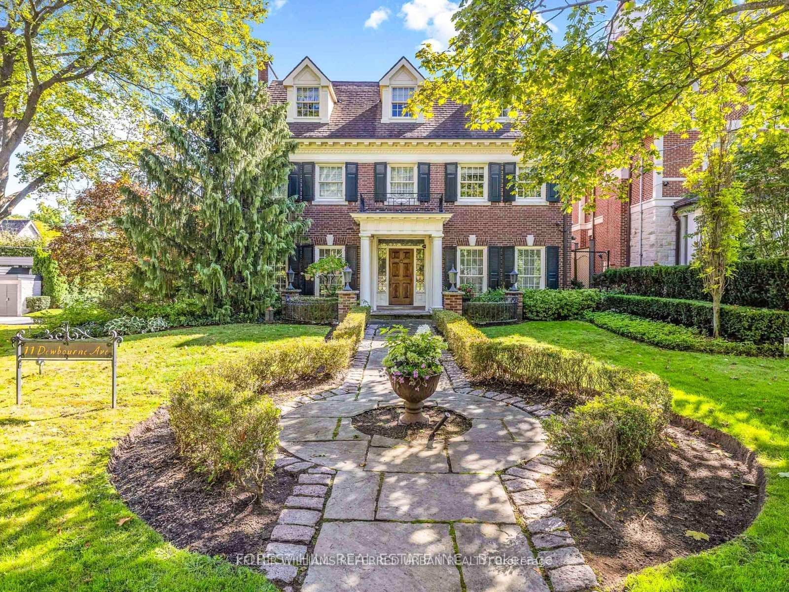 11 Dewbourne Avenue, Toronto, ON M5P 1Z3