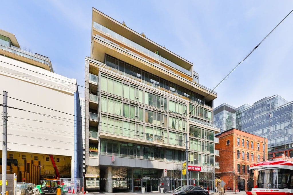 650 KING Street W 207, Toronto, ON M5V 0H6