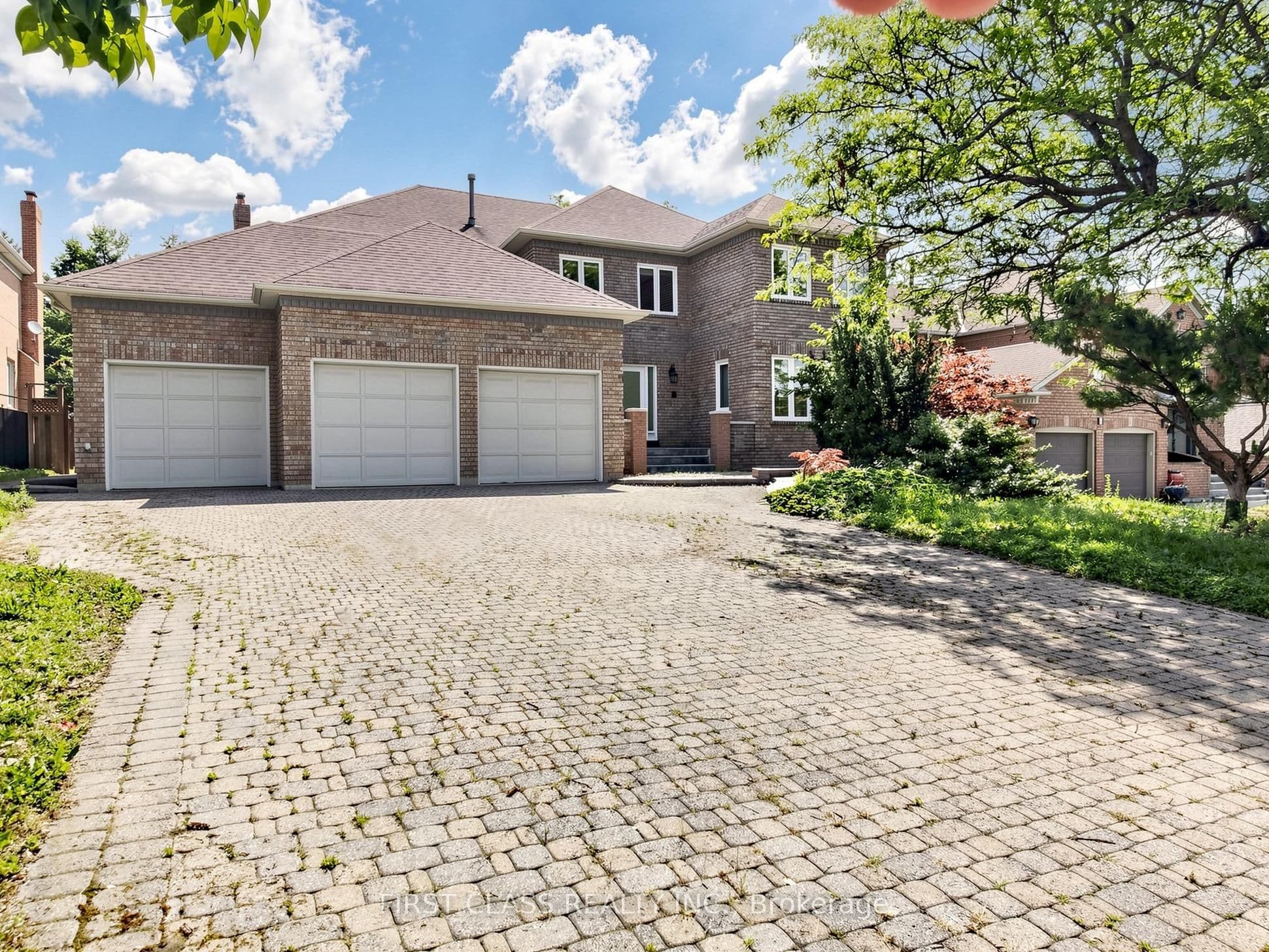 9 Westpoint Court, Richmond Hill, ON L4B 2V6
