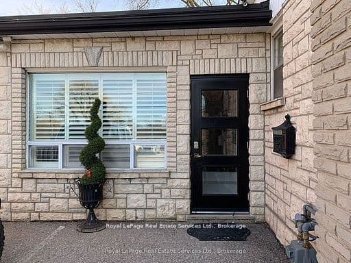 197 Broadway Street Lower Unit, Mississauga, ON L5M 1H8