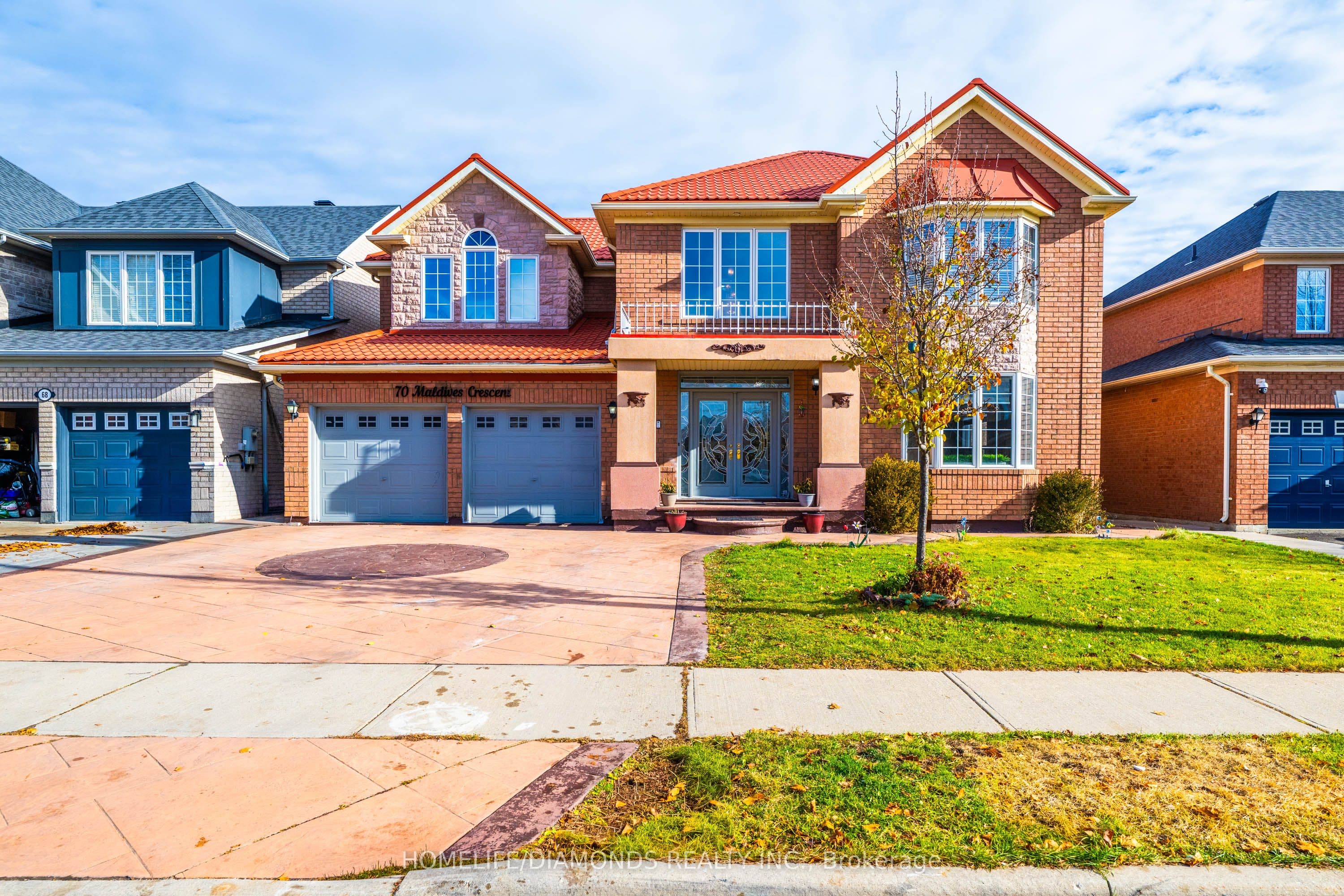 70 Maldives Crescent, Brampton, ON L6P 1L1