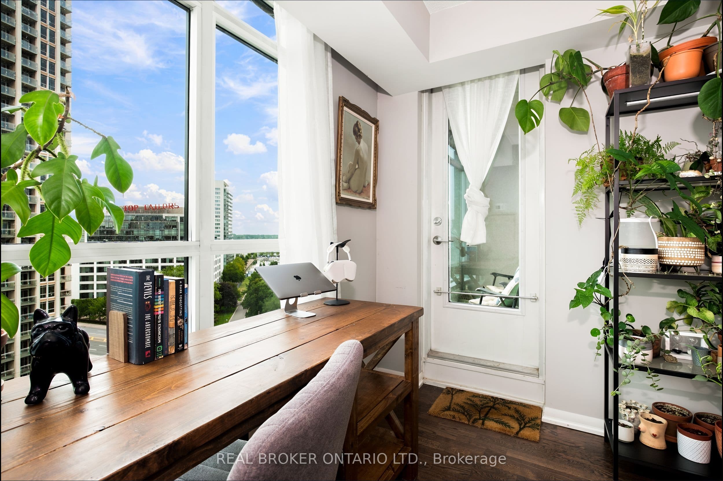215 Fort York Boulevard 1312, Toronto, ON M5V 4A2