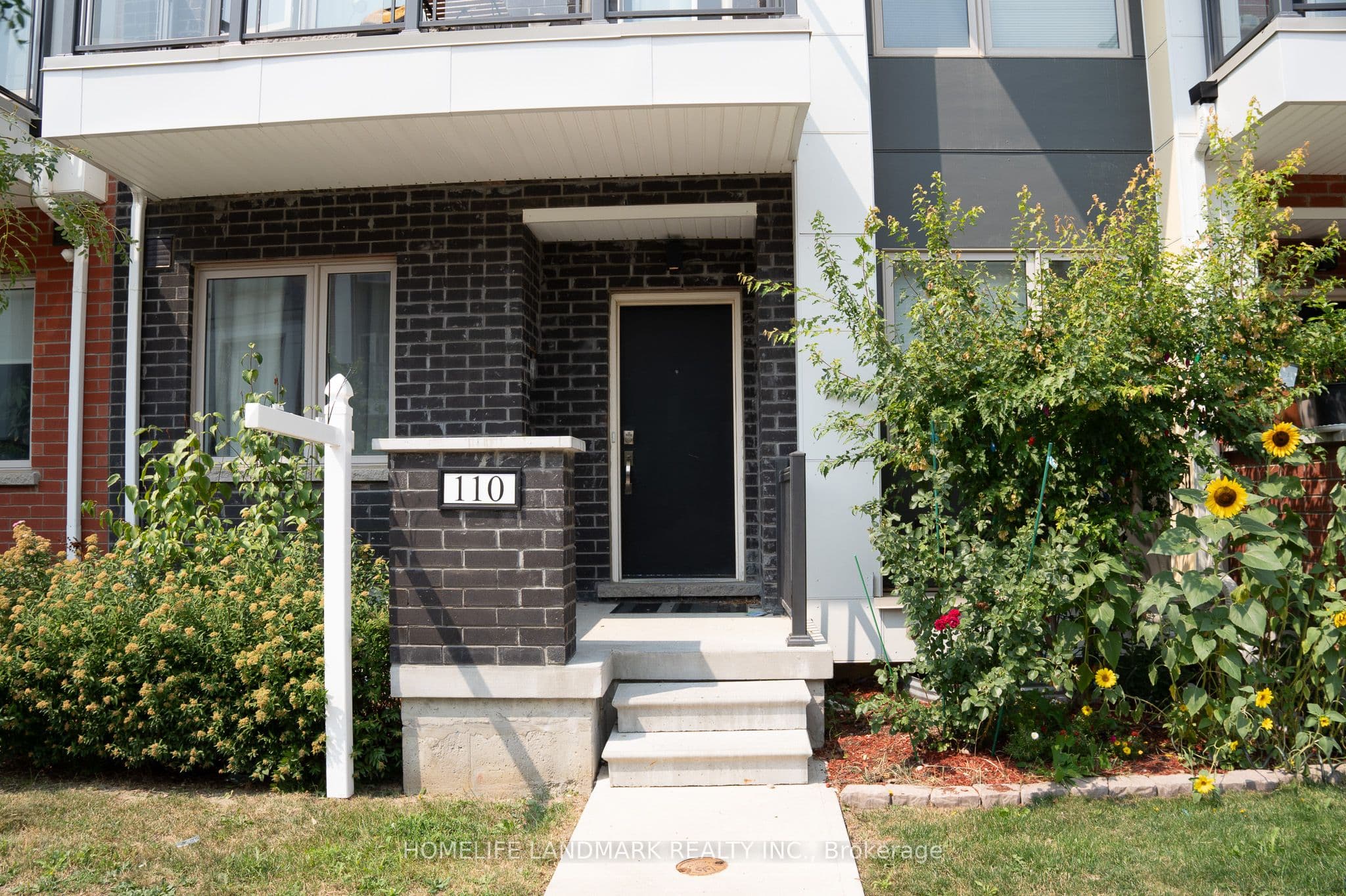 110 William Duncan Road, Toronto, ON M3K 0C7