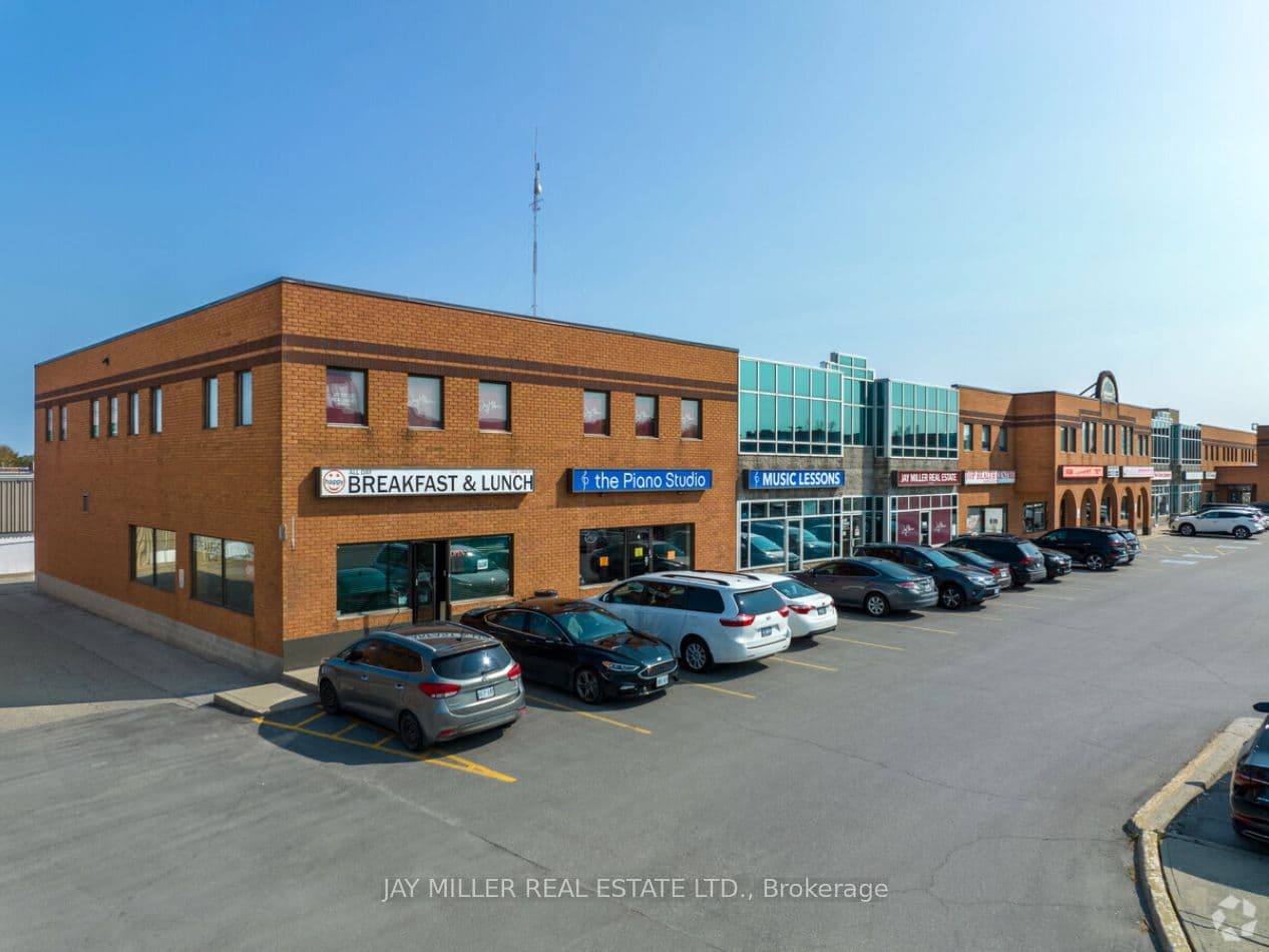 17665 Leslie Street 30, Newmarket, ON L3Y 3E3