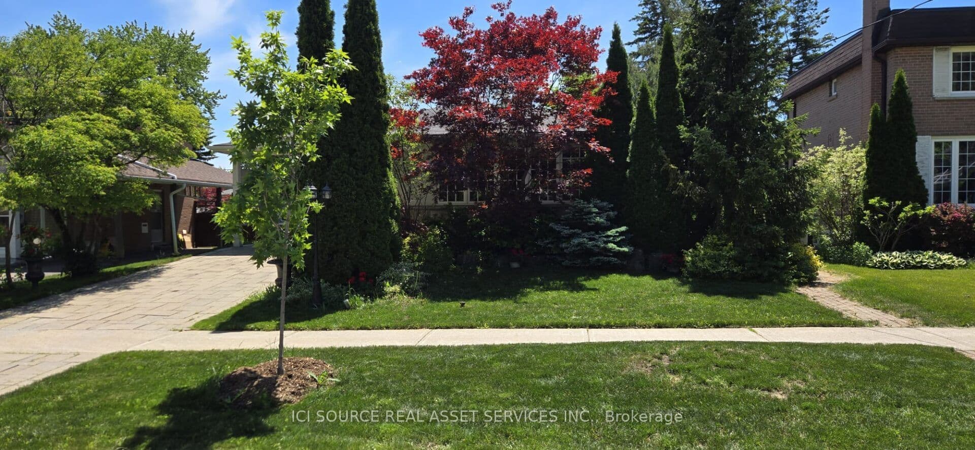 45 Clareville Crescent, Toronto, ON M2J 2B9